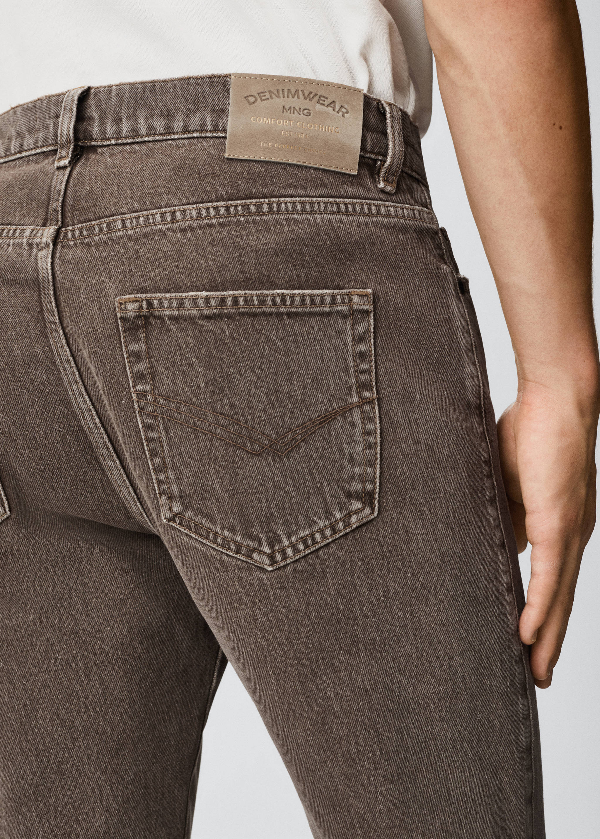 Vintage straight-fit jeans - Details of the article 3