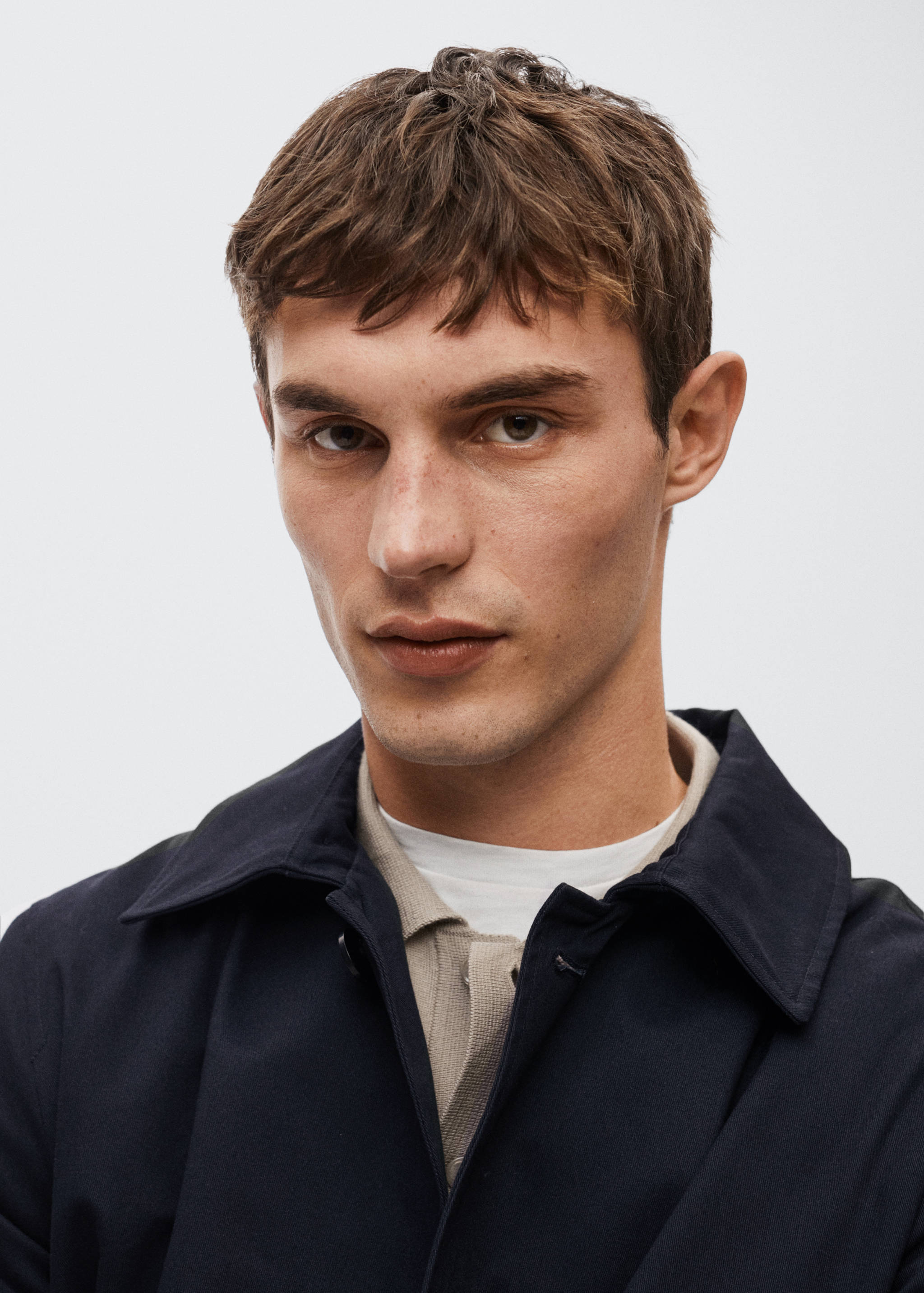 Wasserabweisender Trenchcoat aus Baumwolle - Detail des Artikels 1