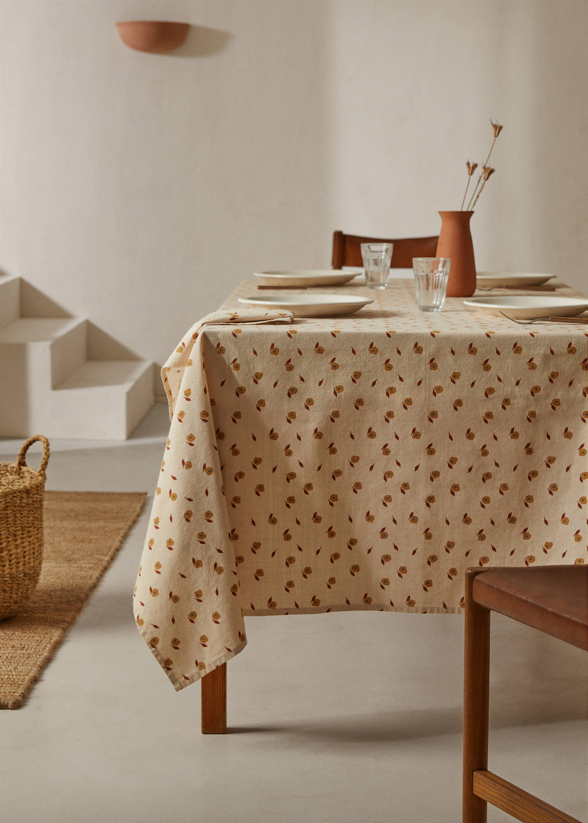Floral cotton tablecloth 150x150cm - General plane