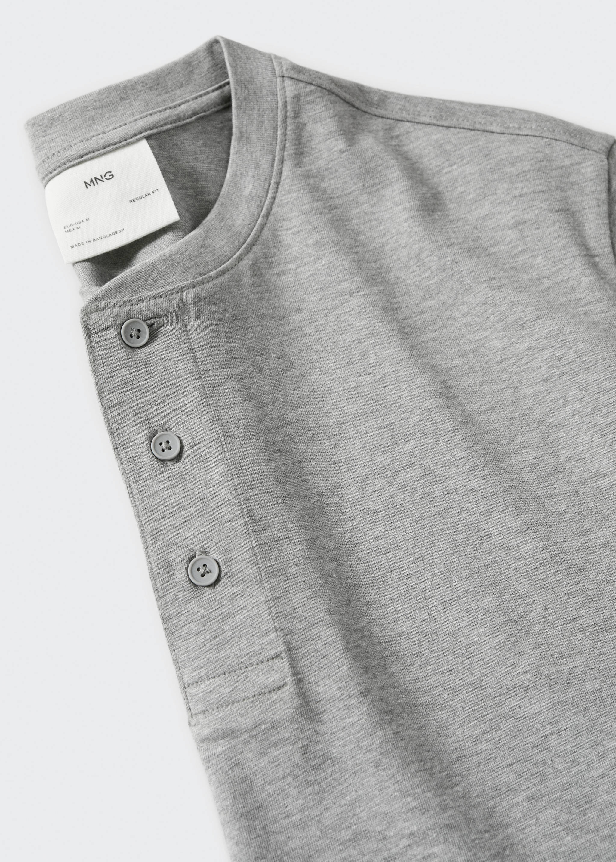 Langärmliges Henley-Shirt - Detail des Artikels 8