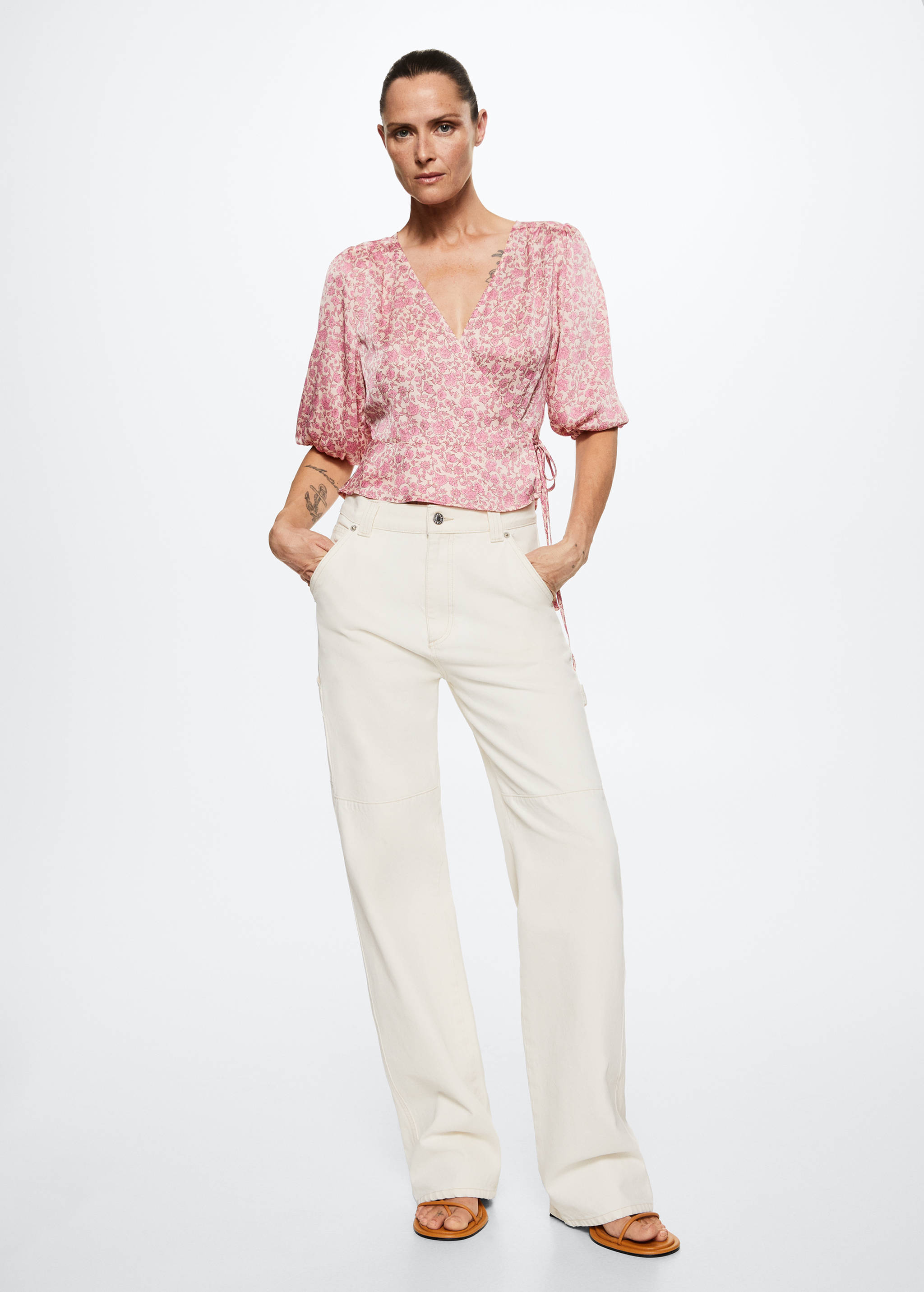 Floral print blouse - General plane