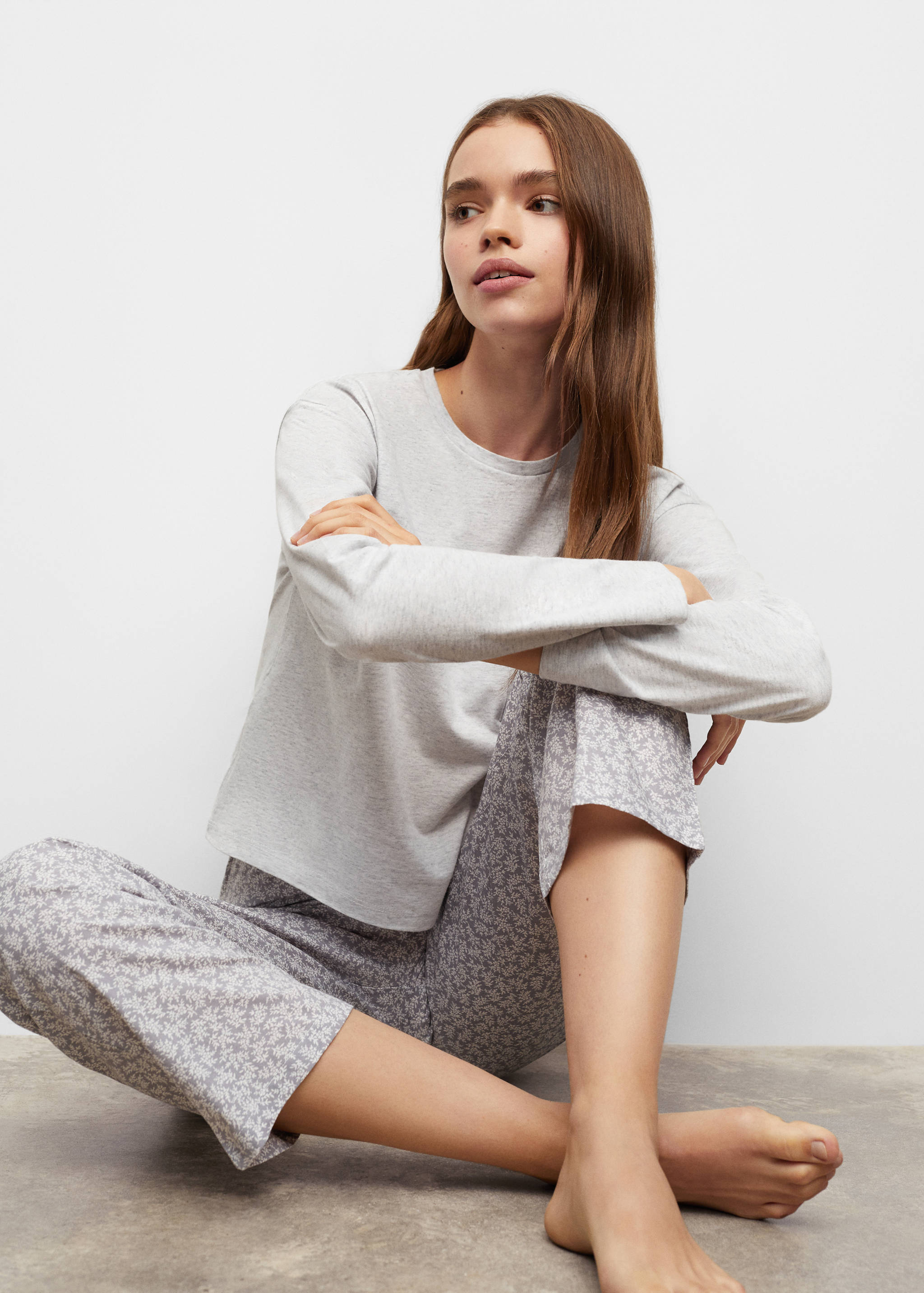 Printed cotton pyjamas - Details of the article 2