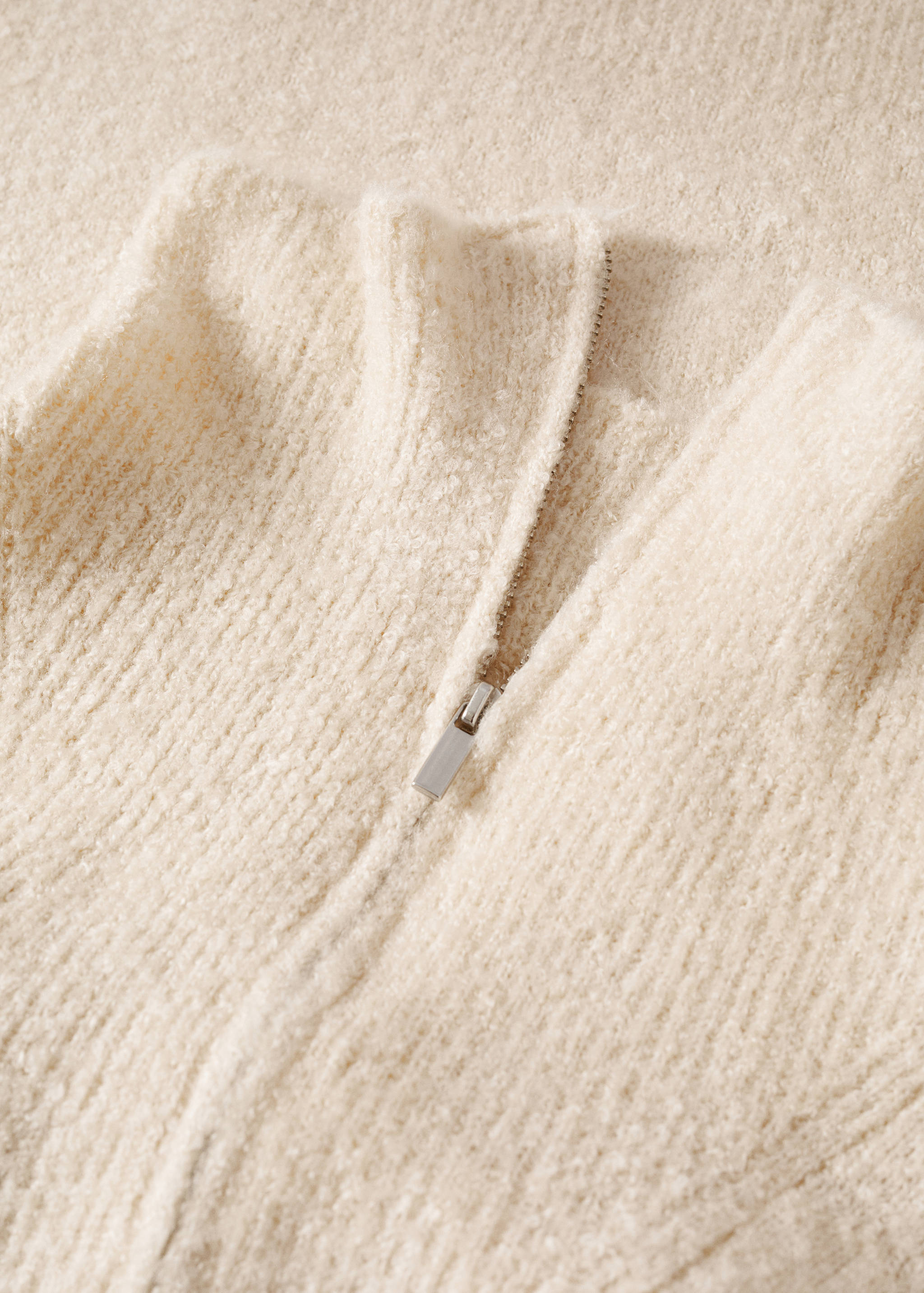 Polo neck sweater - Details of the article 8