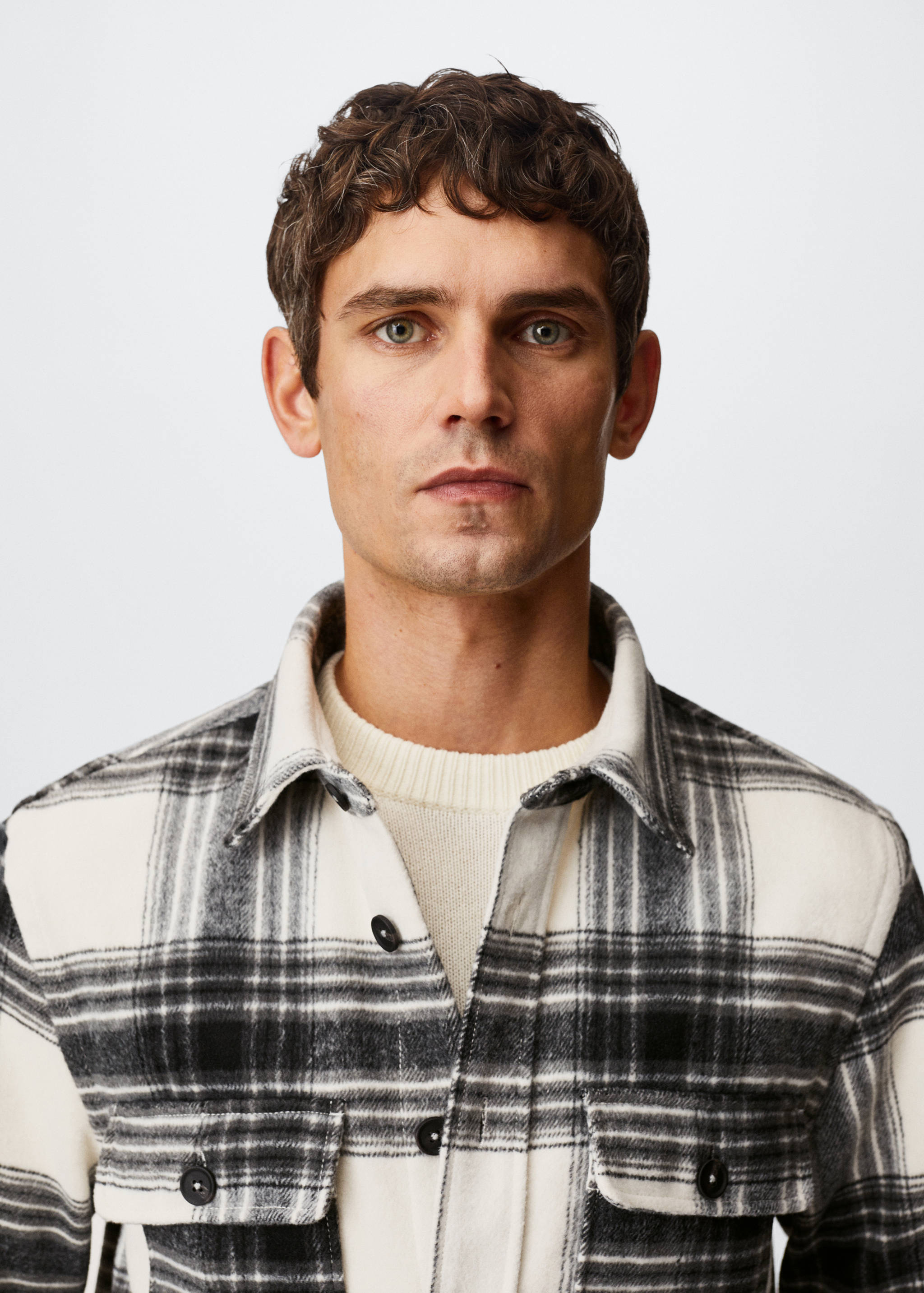 Check flannel overshirt - Details of the article 1