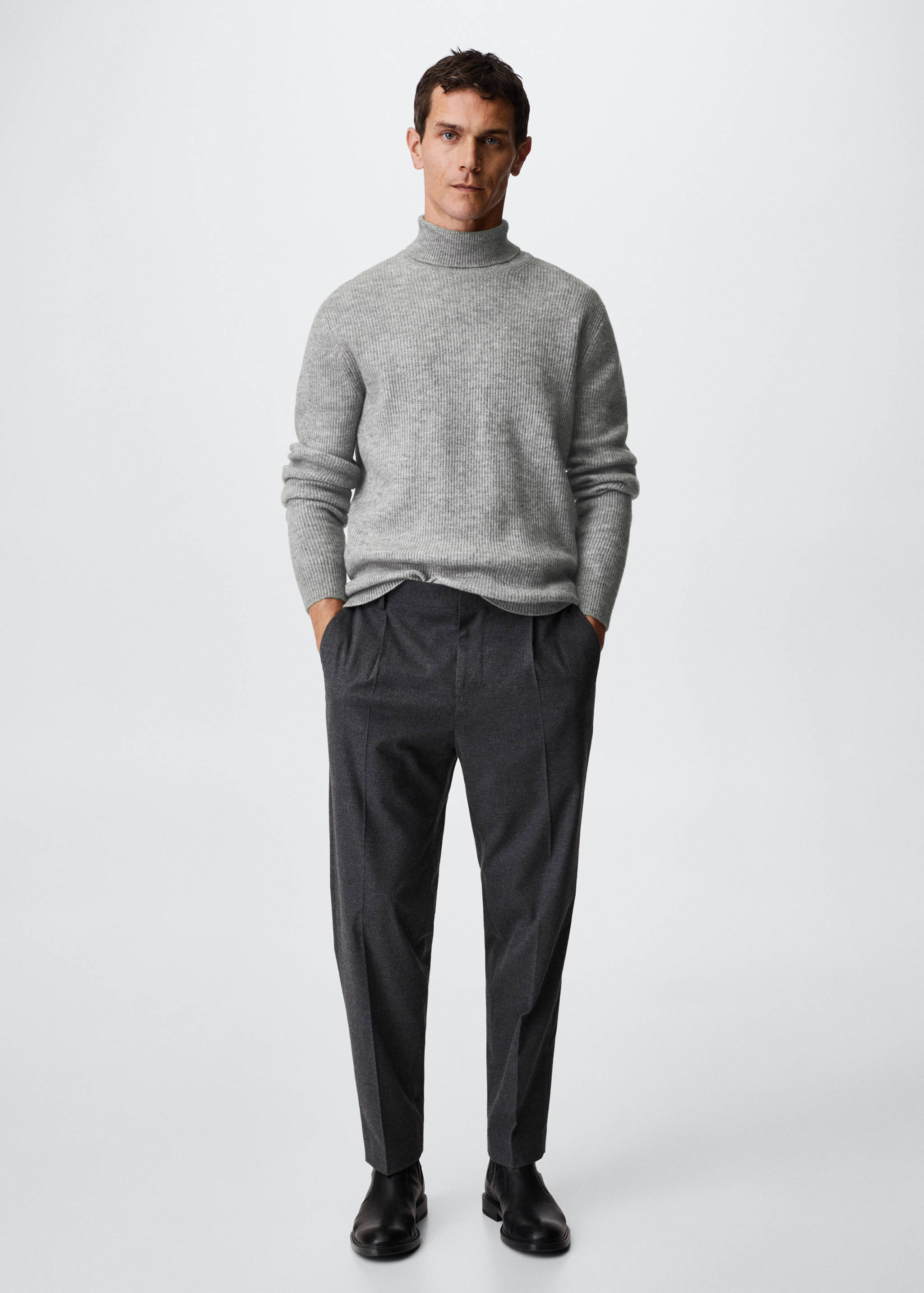 Structured turtleneck sweater - General plane