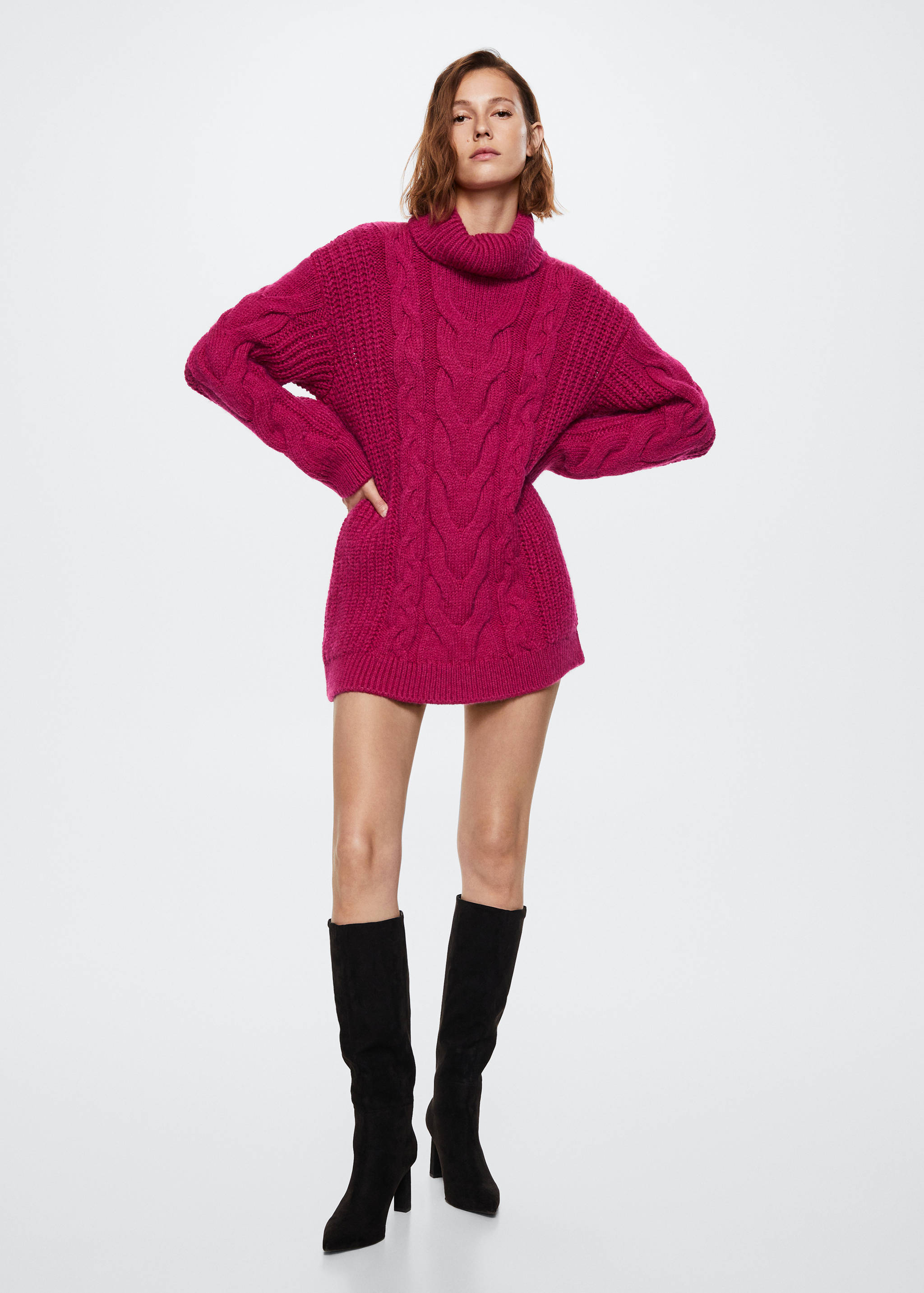 Vestido de malha de gola com dobra - Plano geral