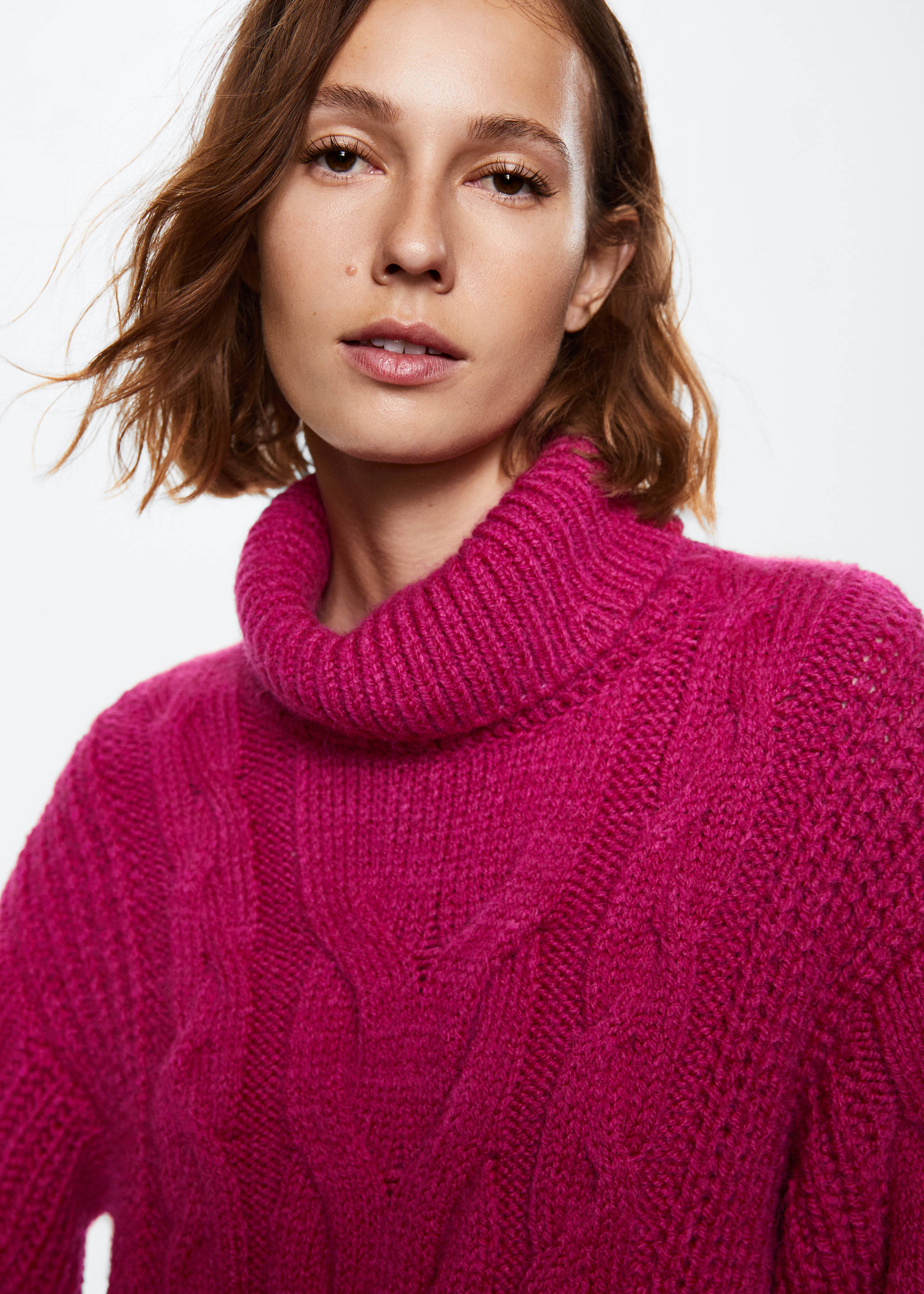 Vestido de malha de gola com dobra - Pormenor do artigo 1