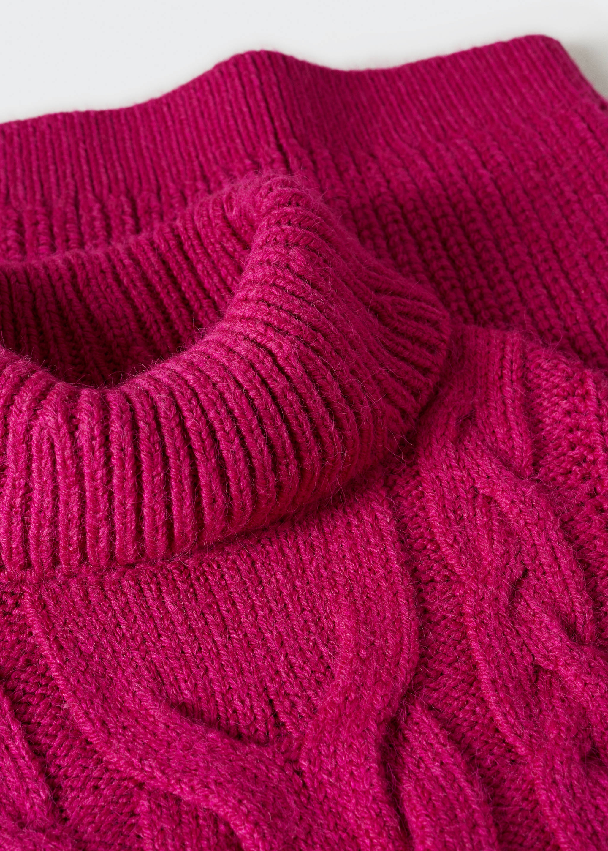 Vestido de malha de gola com dobra - Pormenor do artigo 8