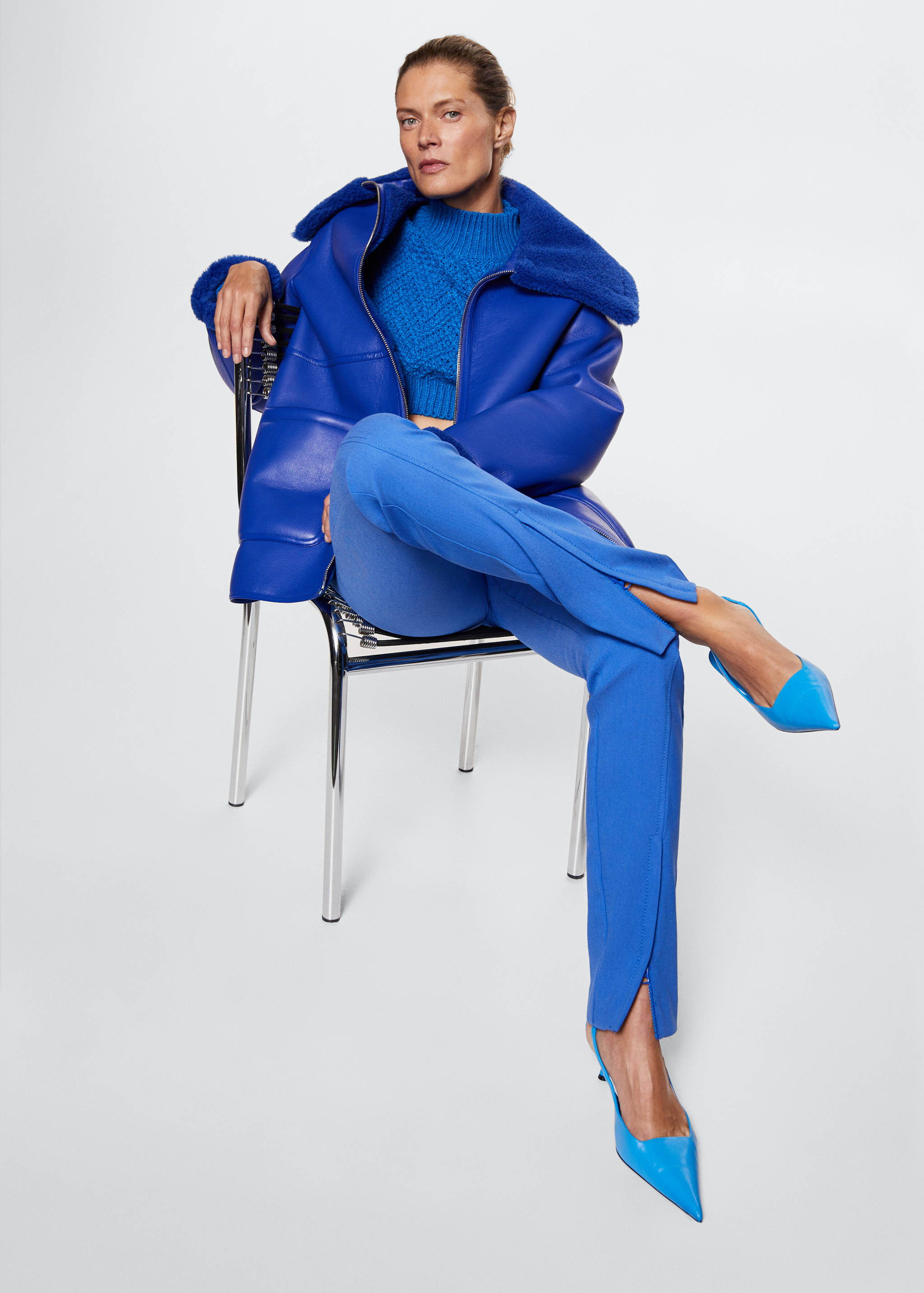 Calças retas com aberturas - Pormenor do artigo 2