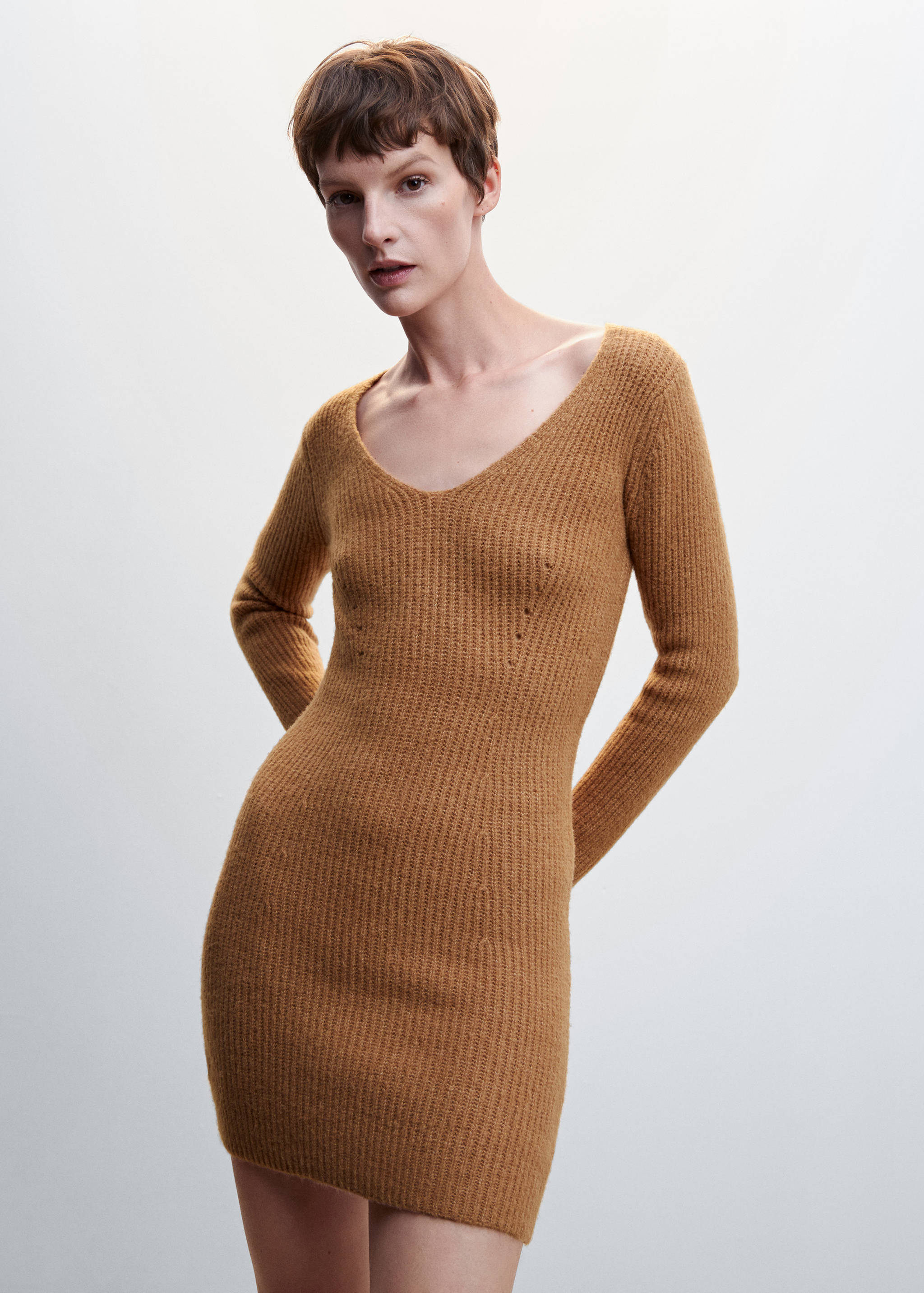 Short knitted dress - Medium plane