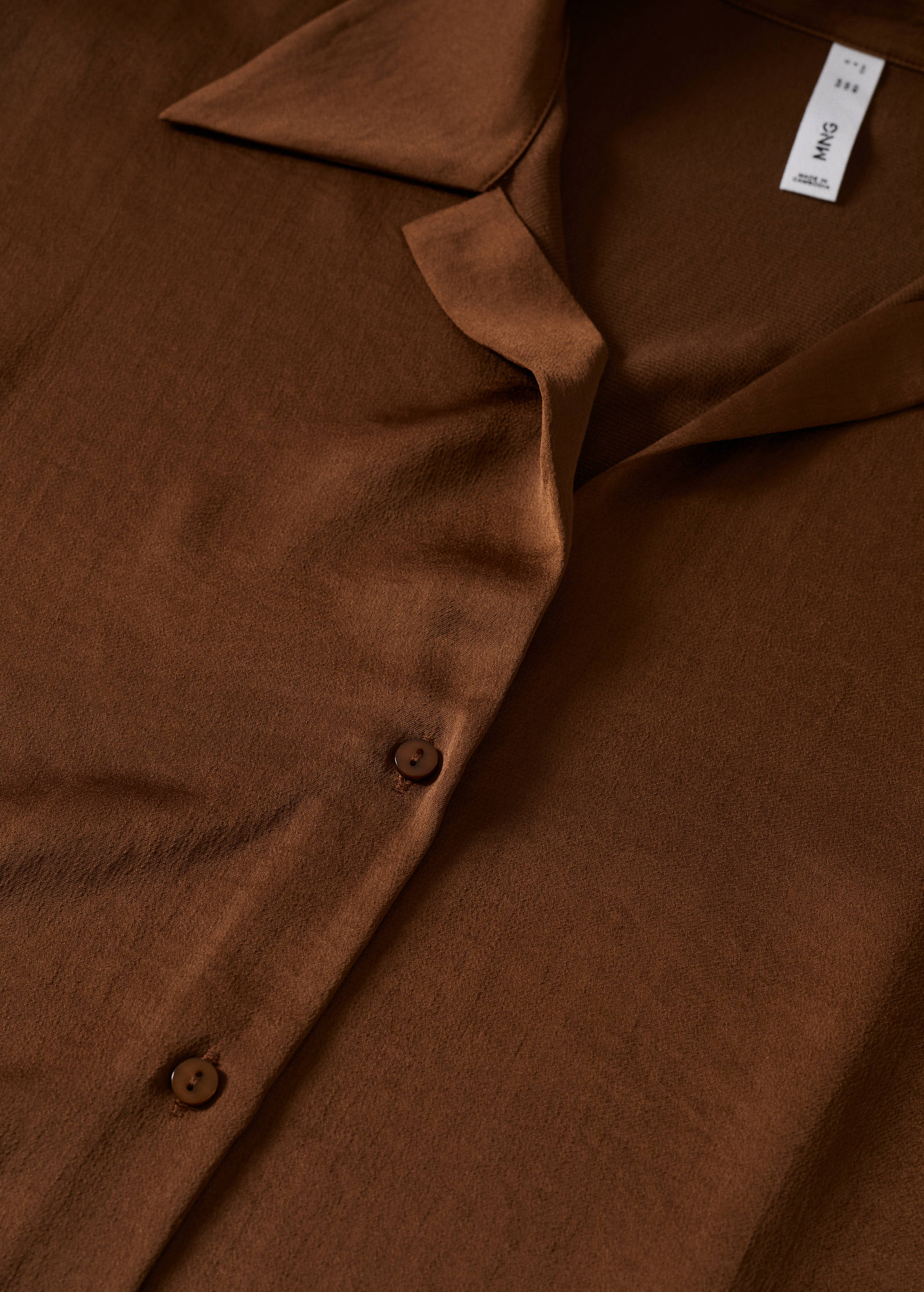 Satin finish flowy shirt - Details of the article 8