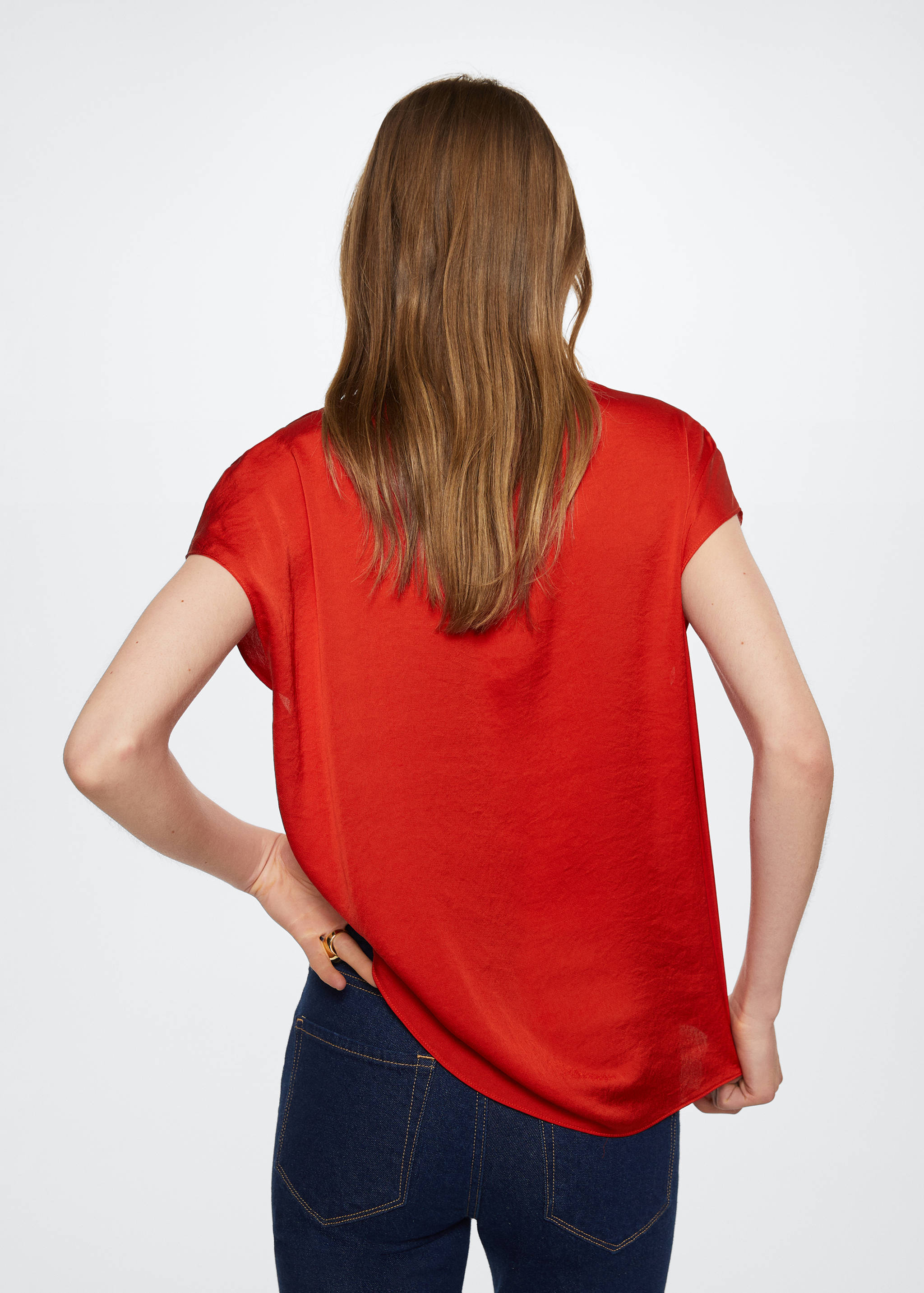 Satin finish flowy shirt - Reverse of the article