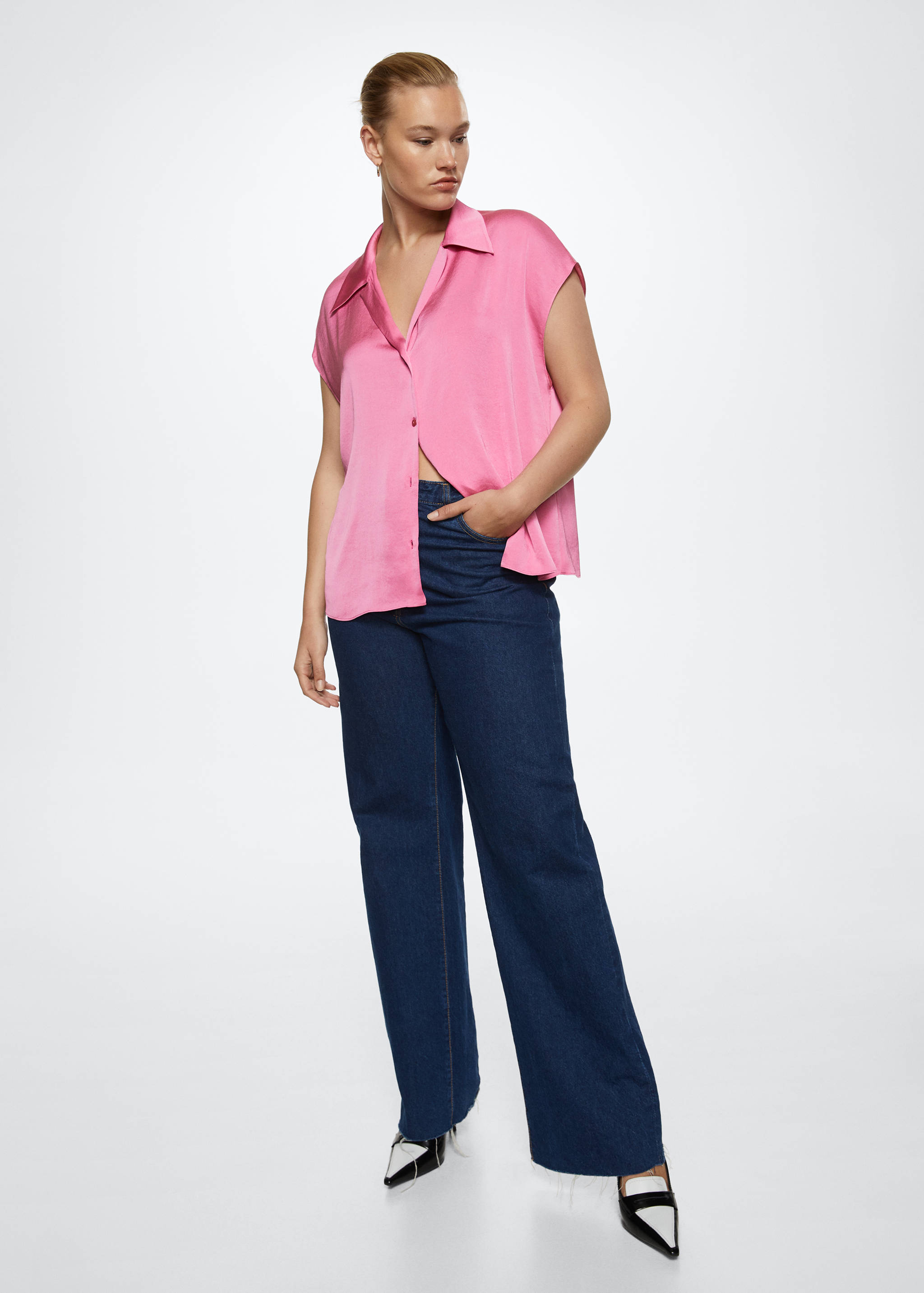 Satin finish flowy shirt - Details of the article 3