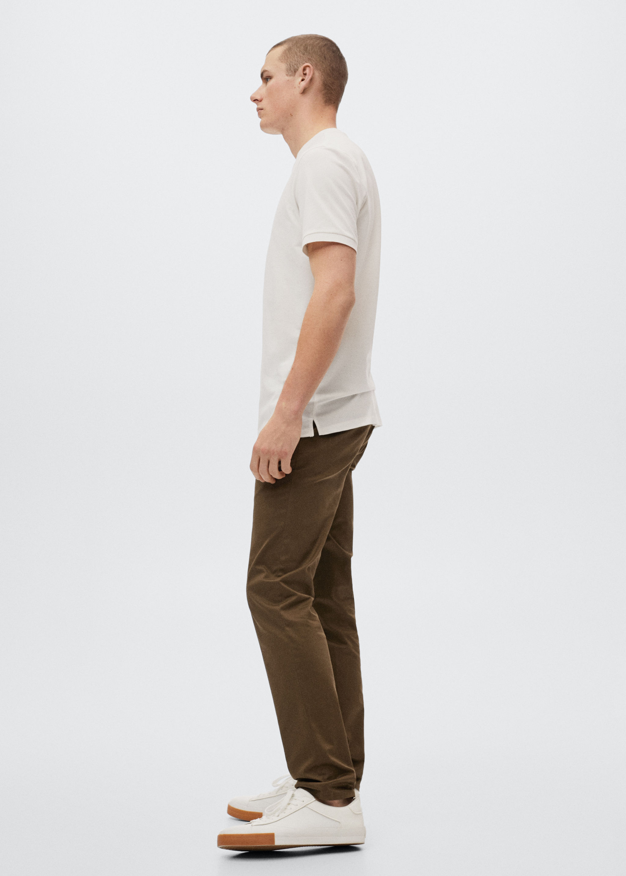 Slim fit chino trousers - Details of the article 2