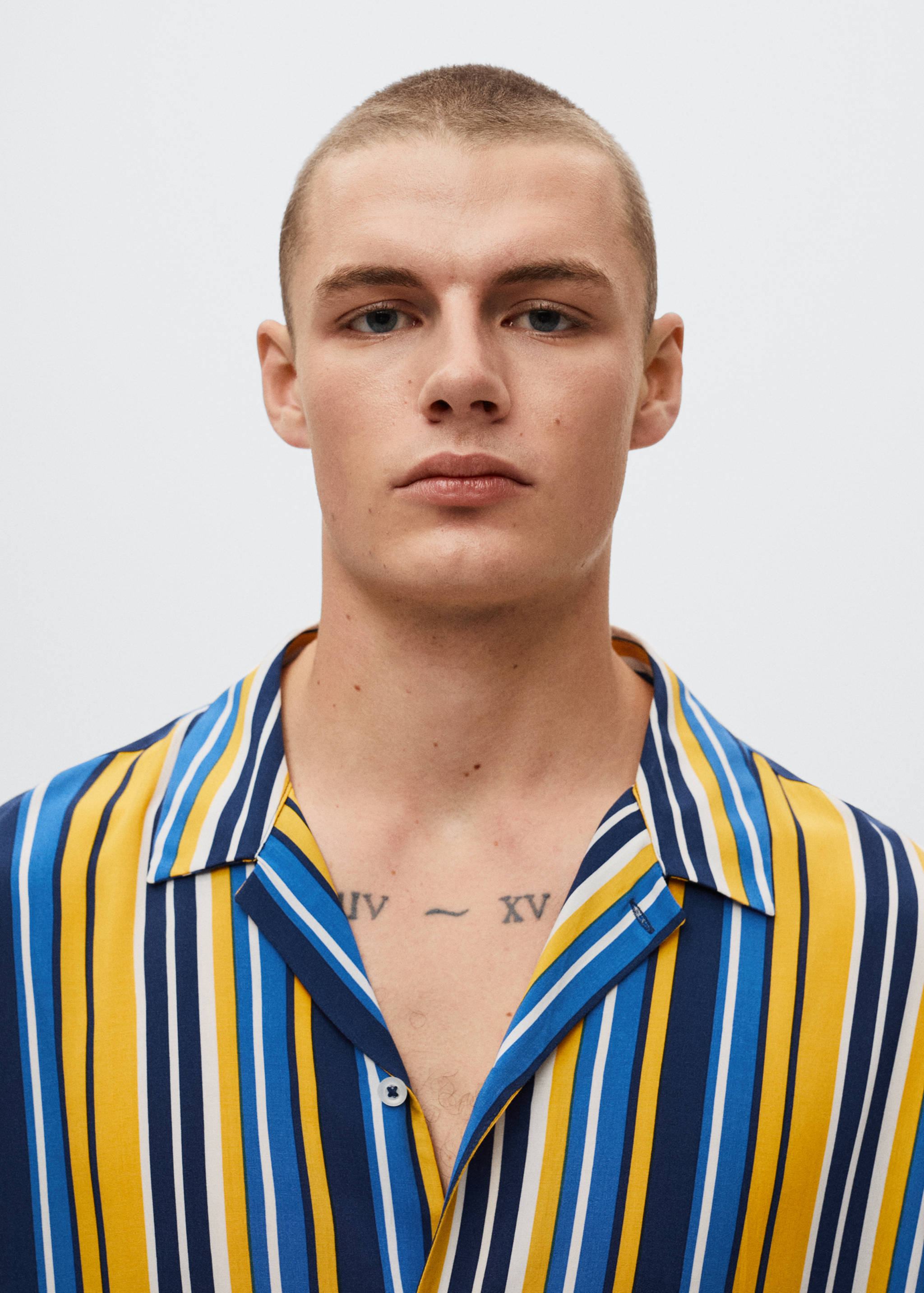 Striped flowy shirt - Details of the article 1