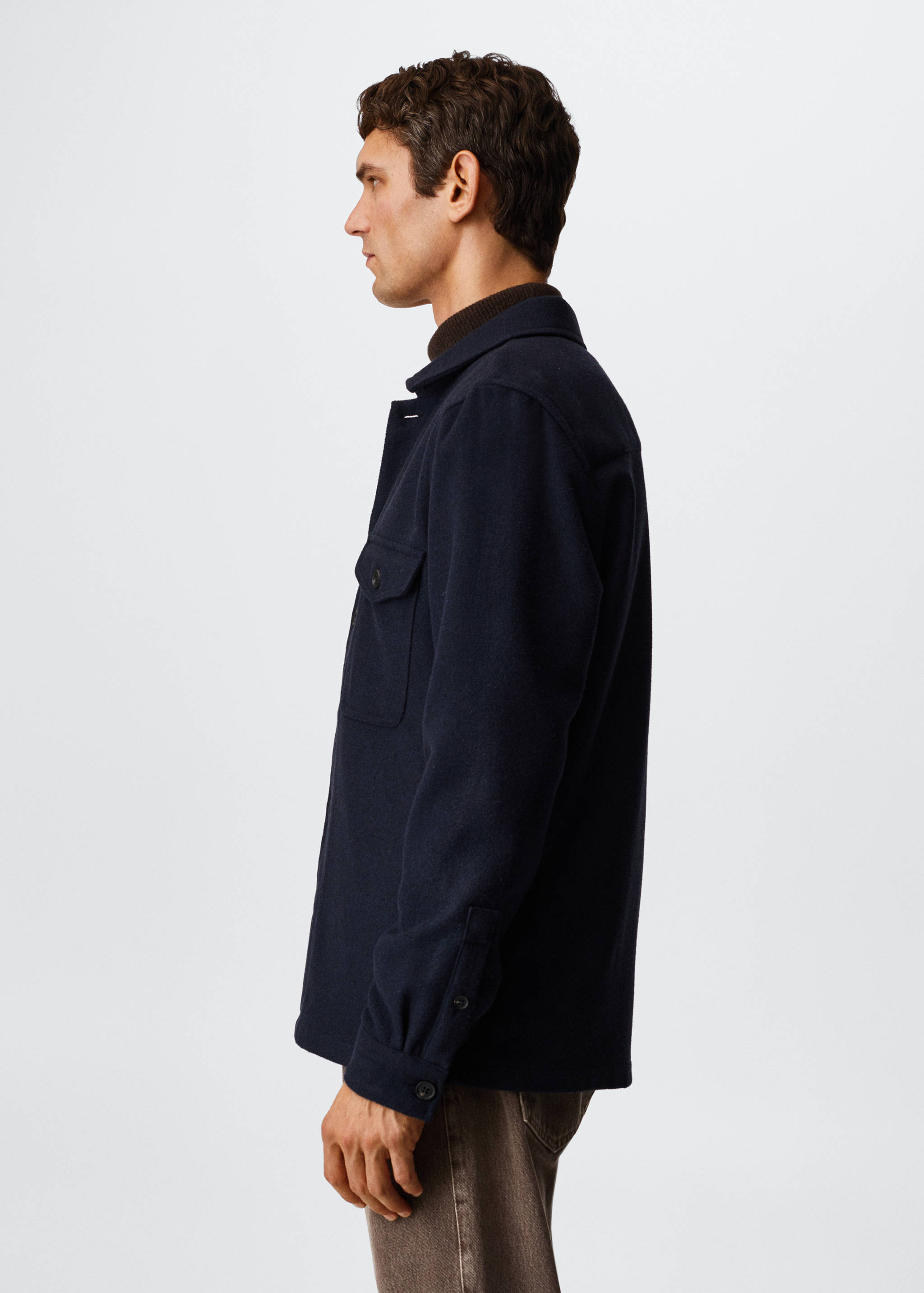 Textured overshirt with pockets - Details of the article 3