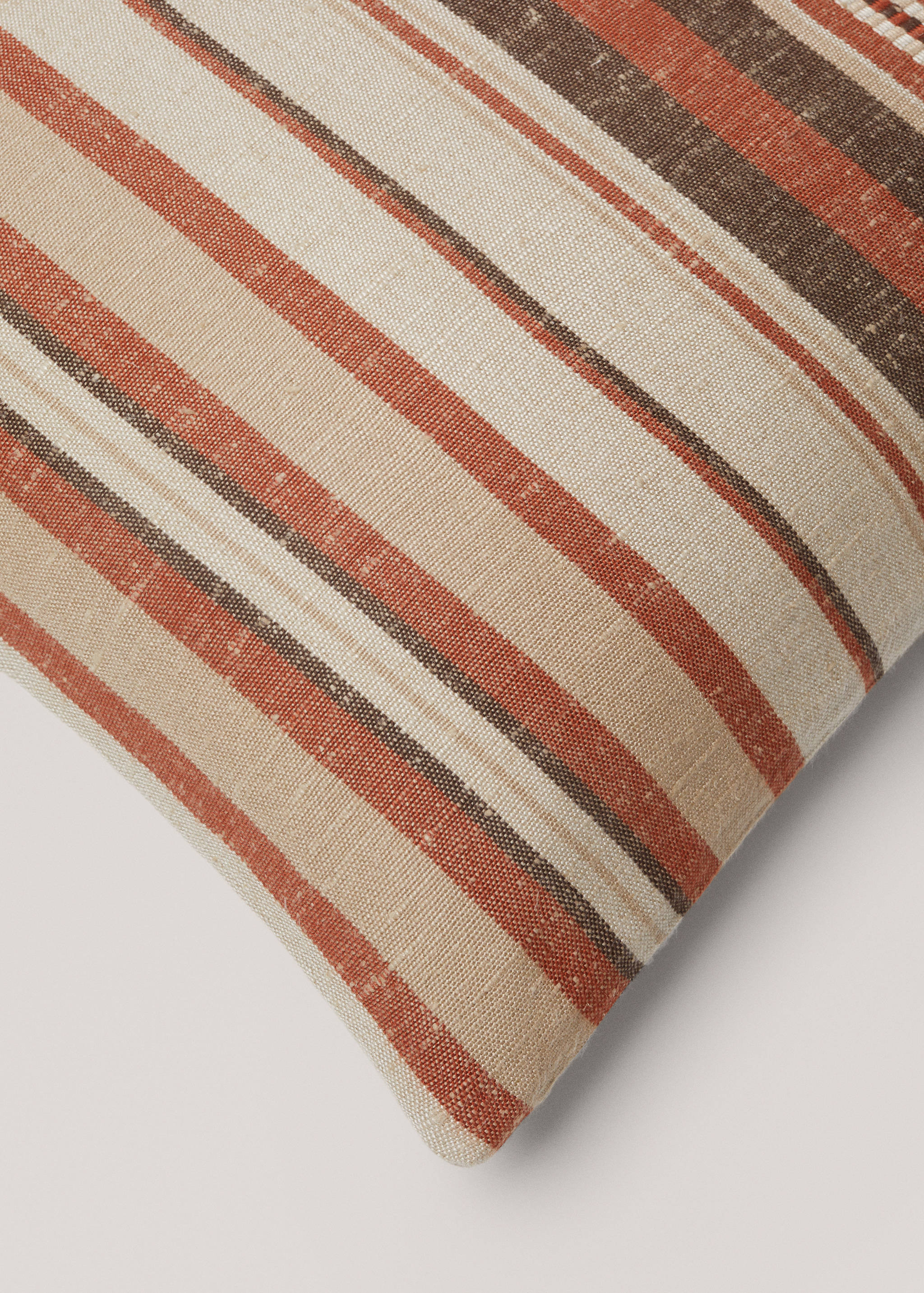 Kissenhülle aus Wolle mit Streifenmuster 45 x 45 cm - Detail des Artikels 4