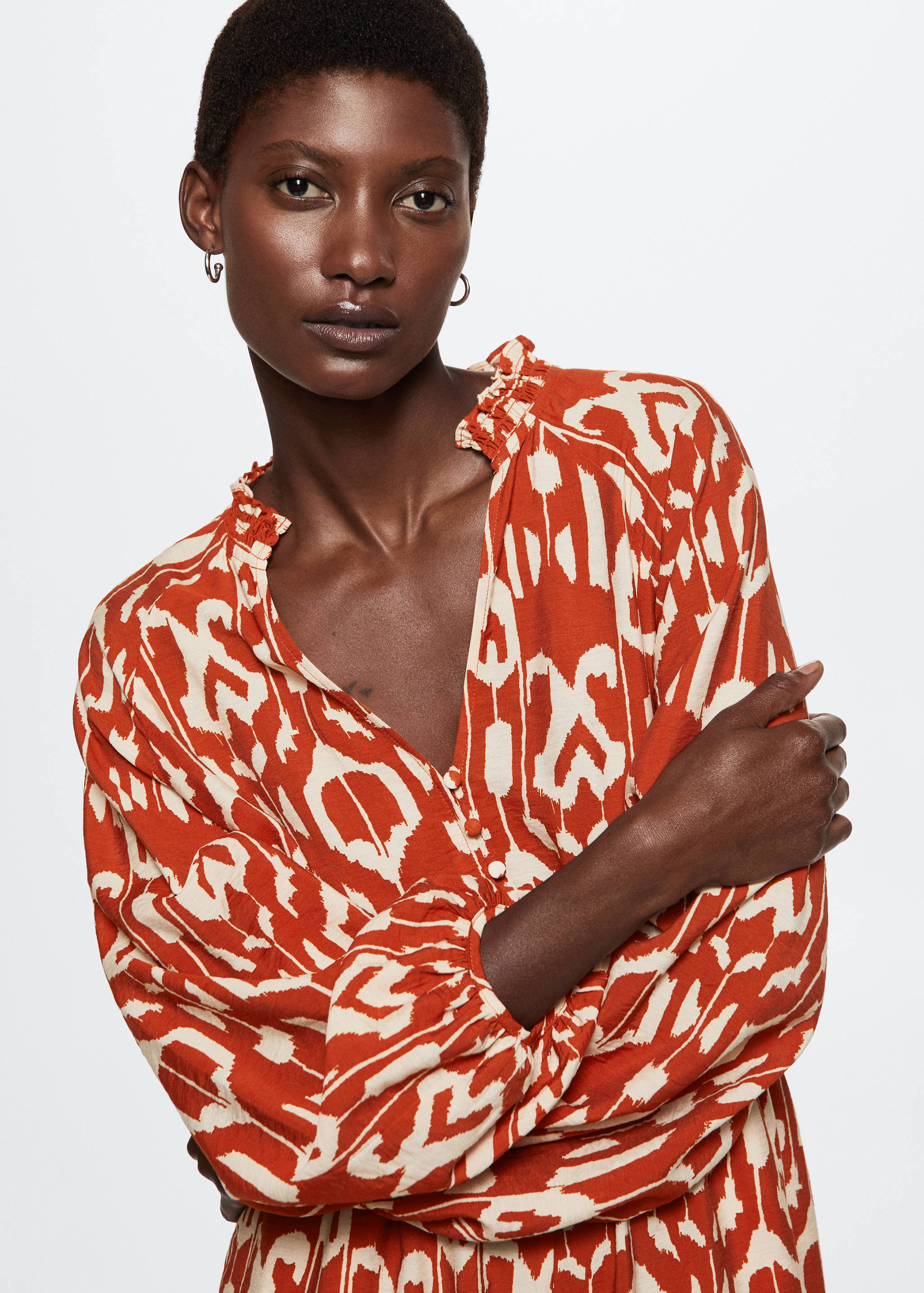 Fließender Jumpsuit mit Muster - Detail des Artikels 4
