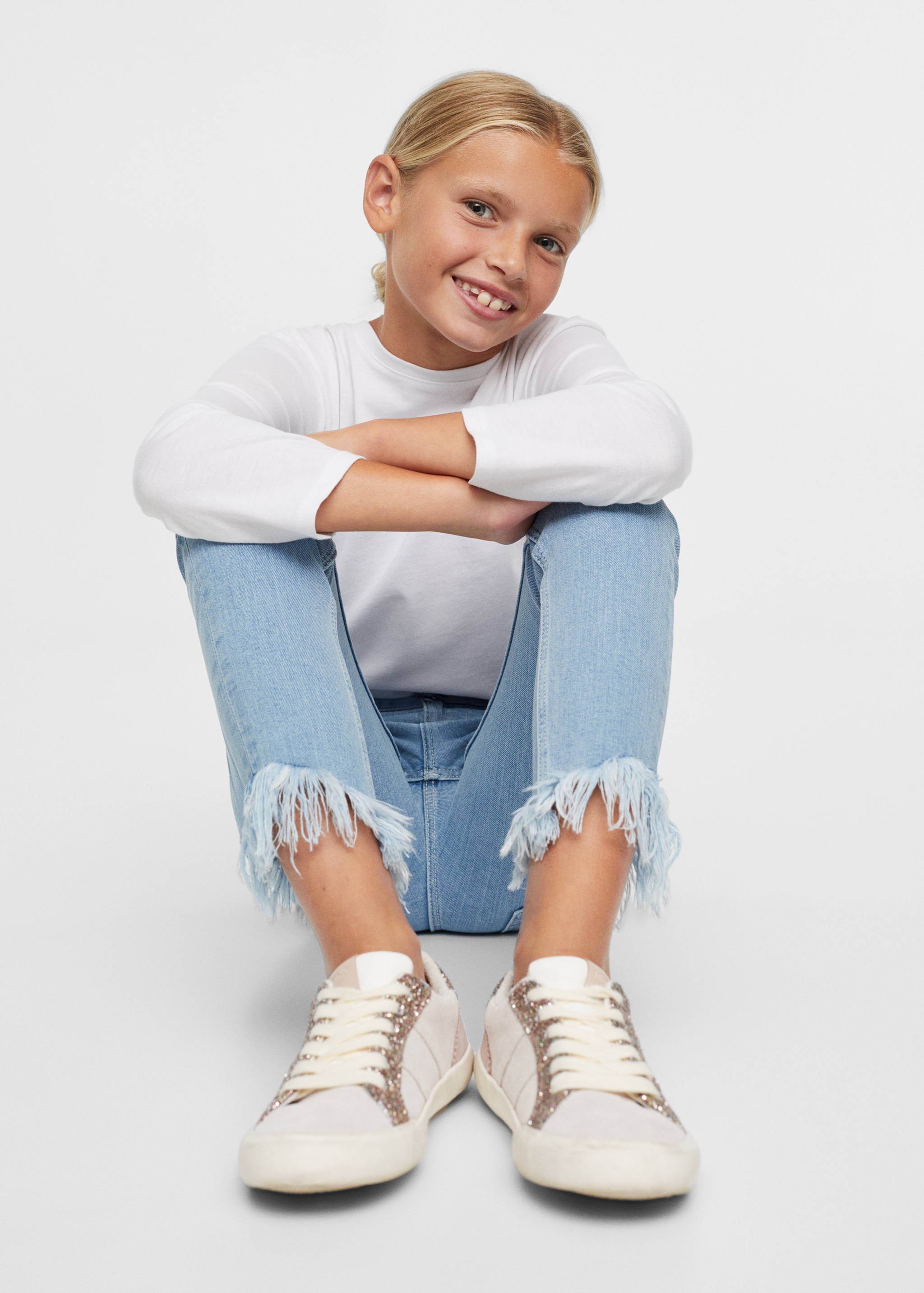 Skinny jeans with frayed hem  - Medium plane