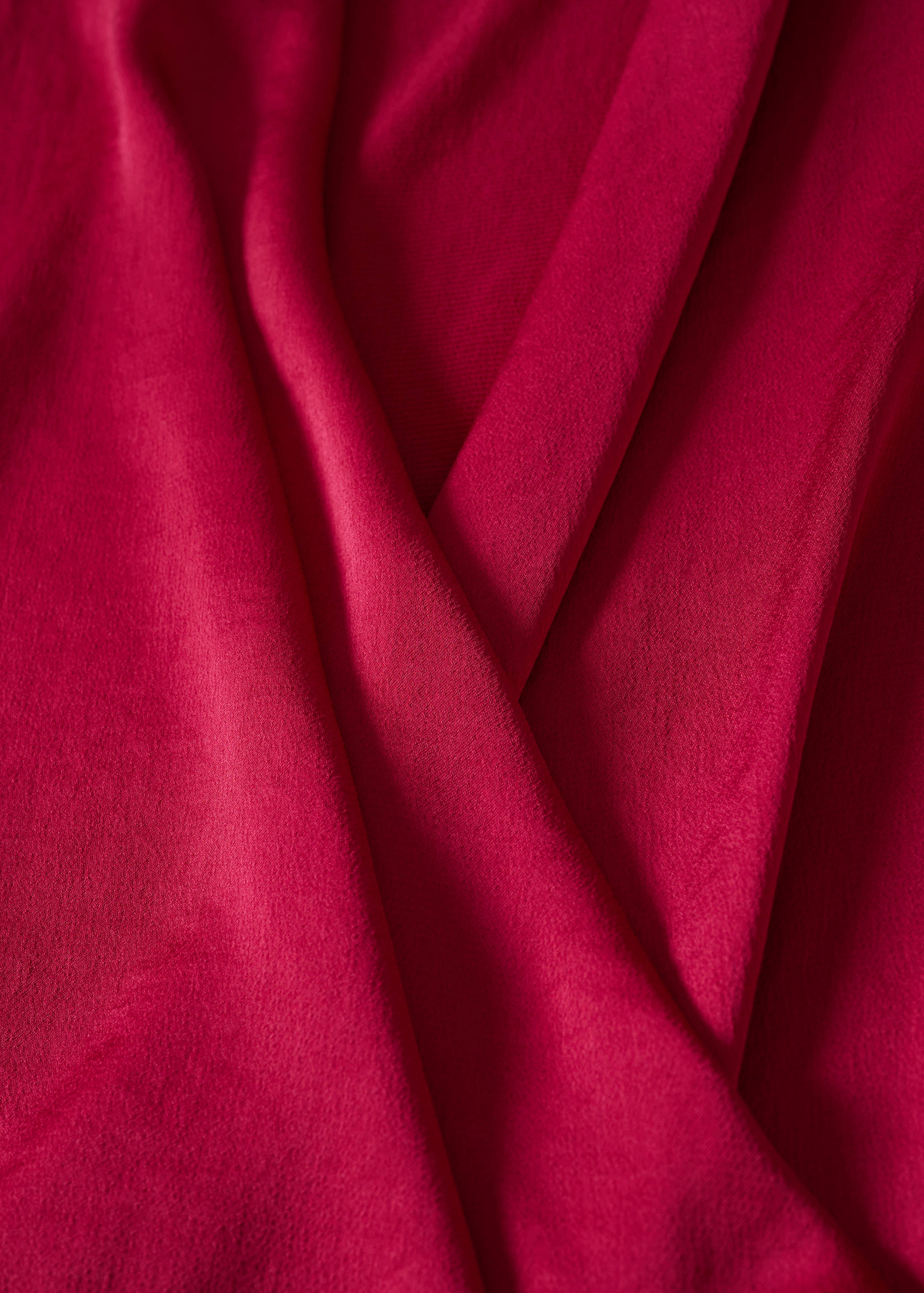 Satinierte Bluse mit gekreuztem Kragen - Detail des Artikels 8