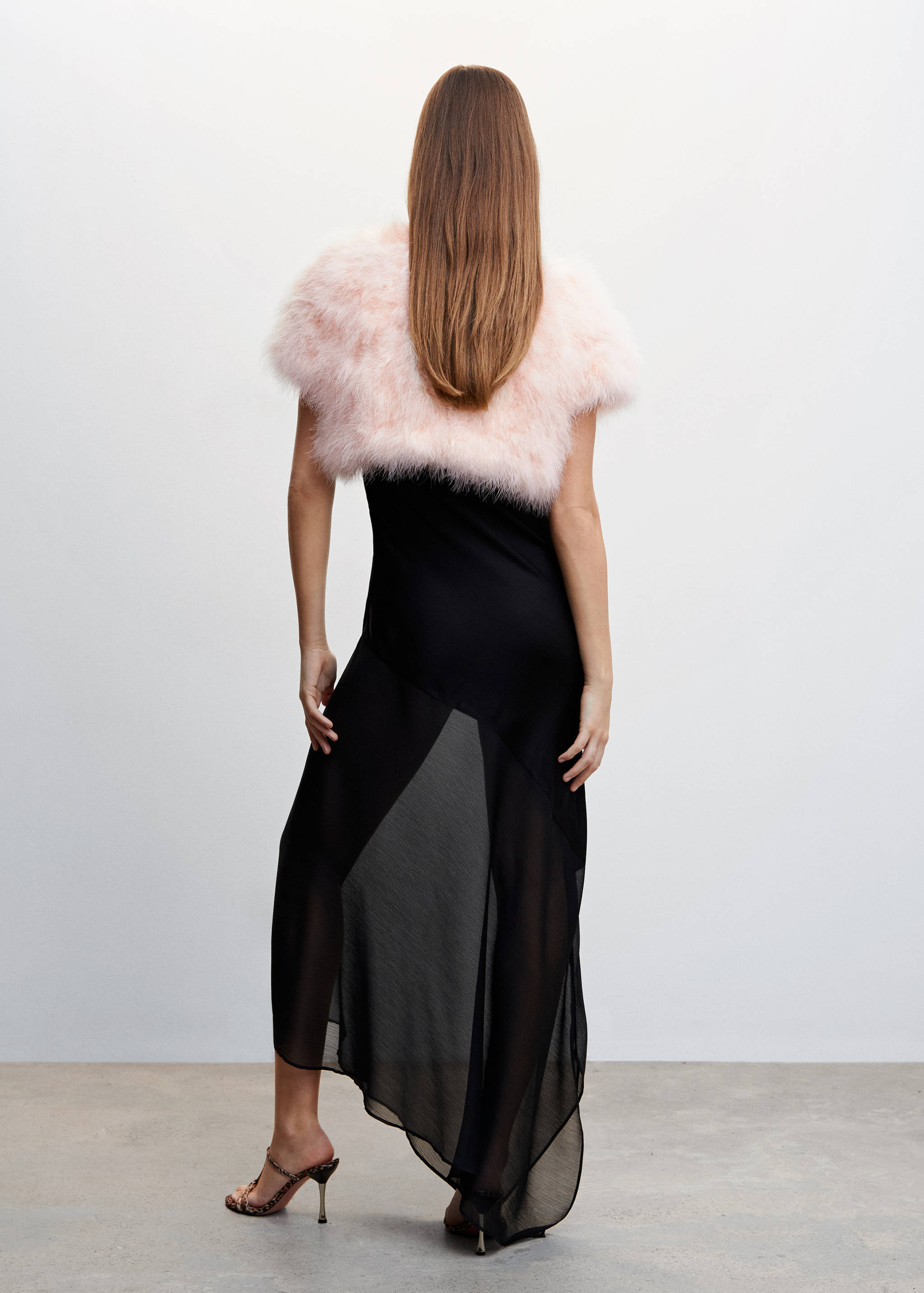 Bolero corto plumas - Reverso del artículo