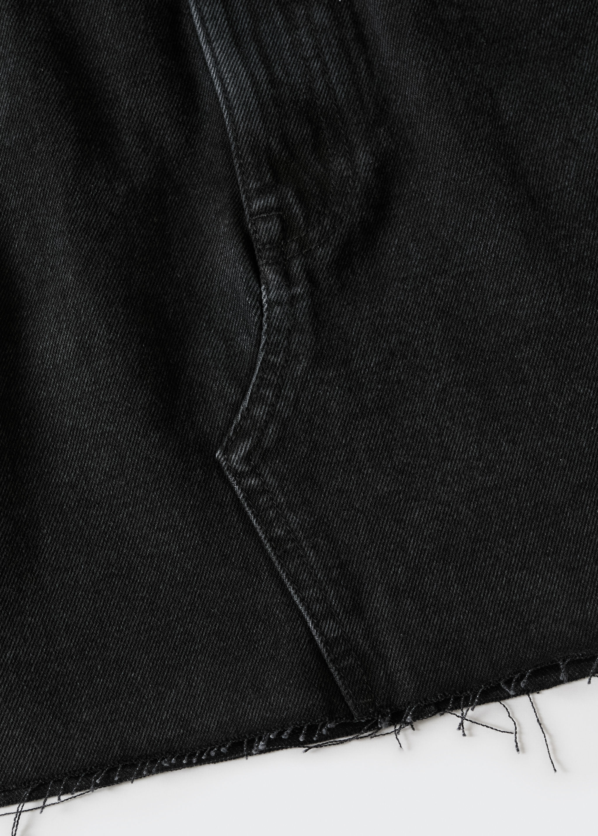 Denim miniskirt with frayed hem - Details of the article 8