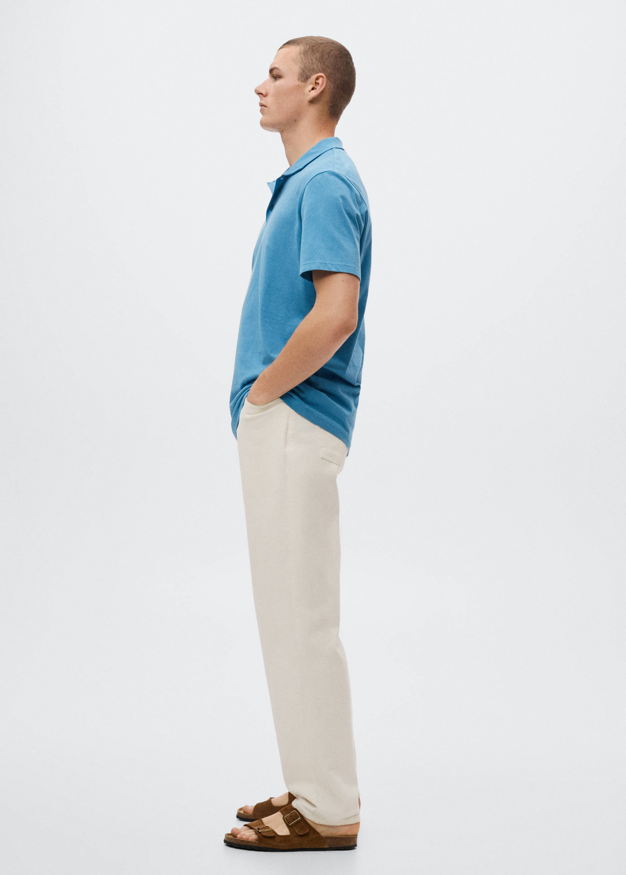 Lightweight cotton polo shirt - Details of the article 2