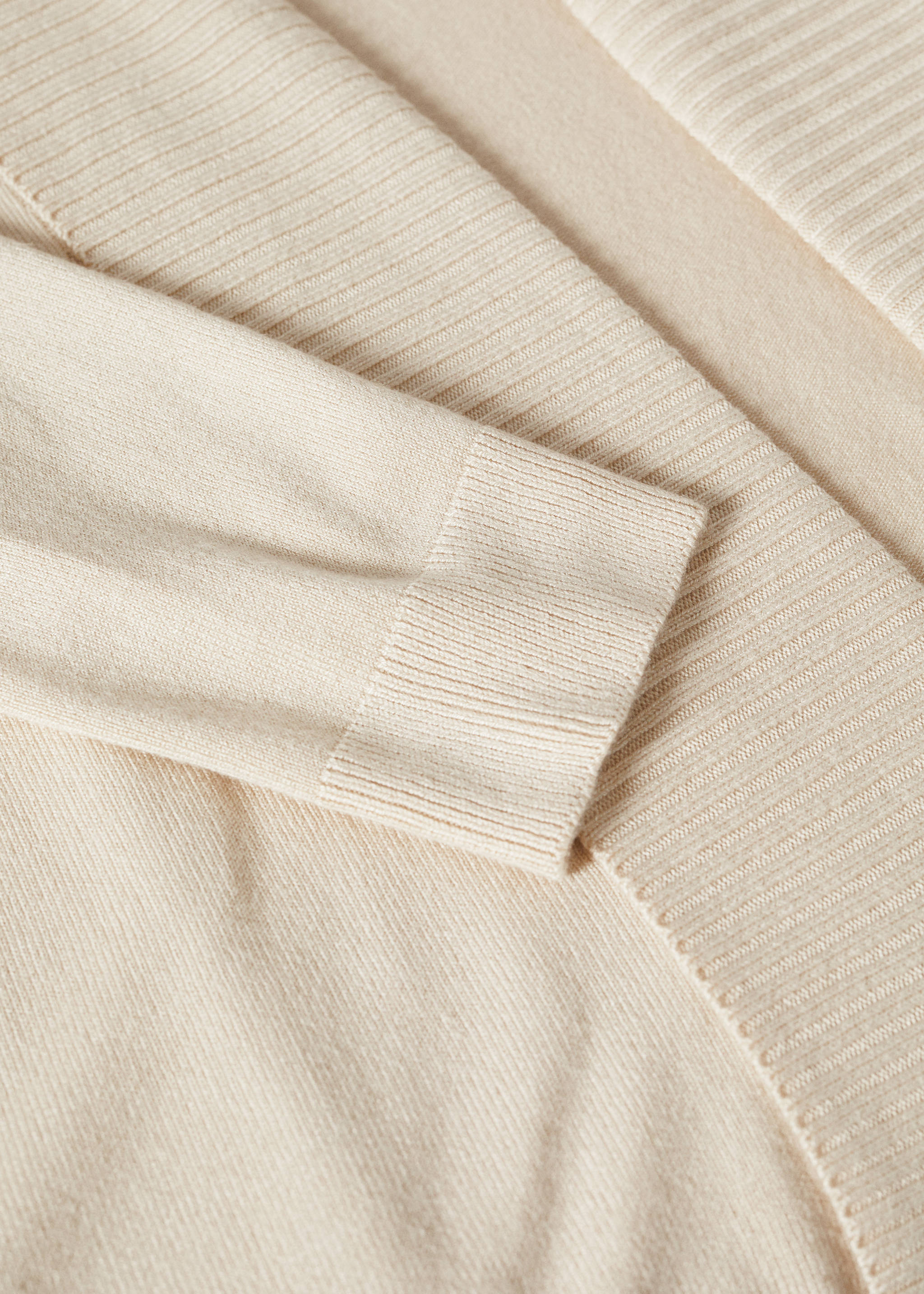 Feiner Strickcardigan - Detail des Artikels 8