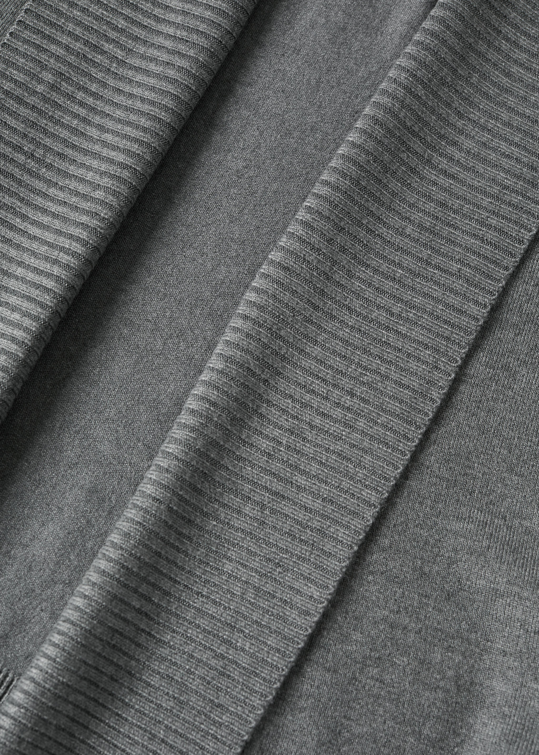 Feiner Strickcardigan - Detail des Artikels 8