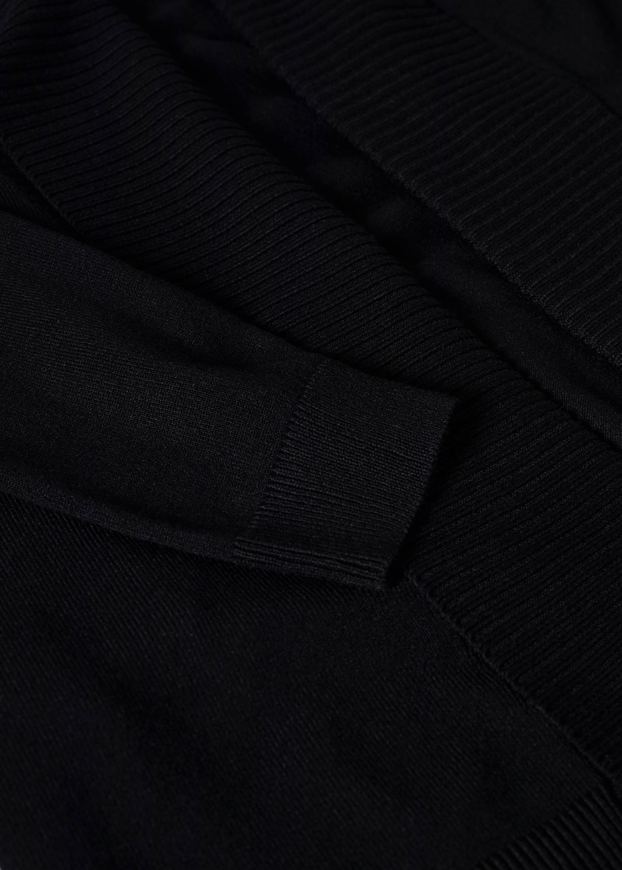 Fine-knit cardigan - Details of the article 8