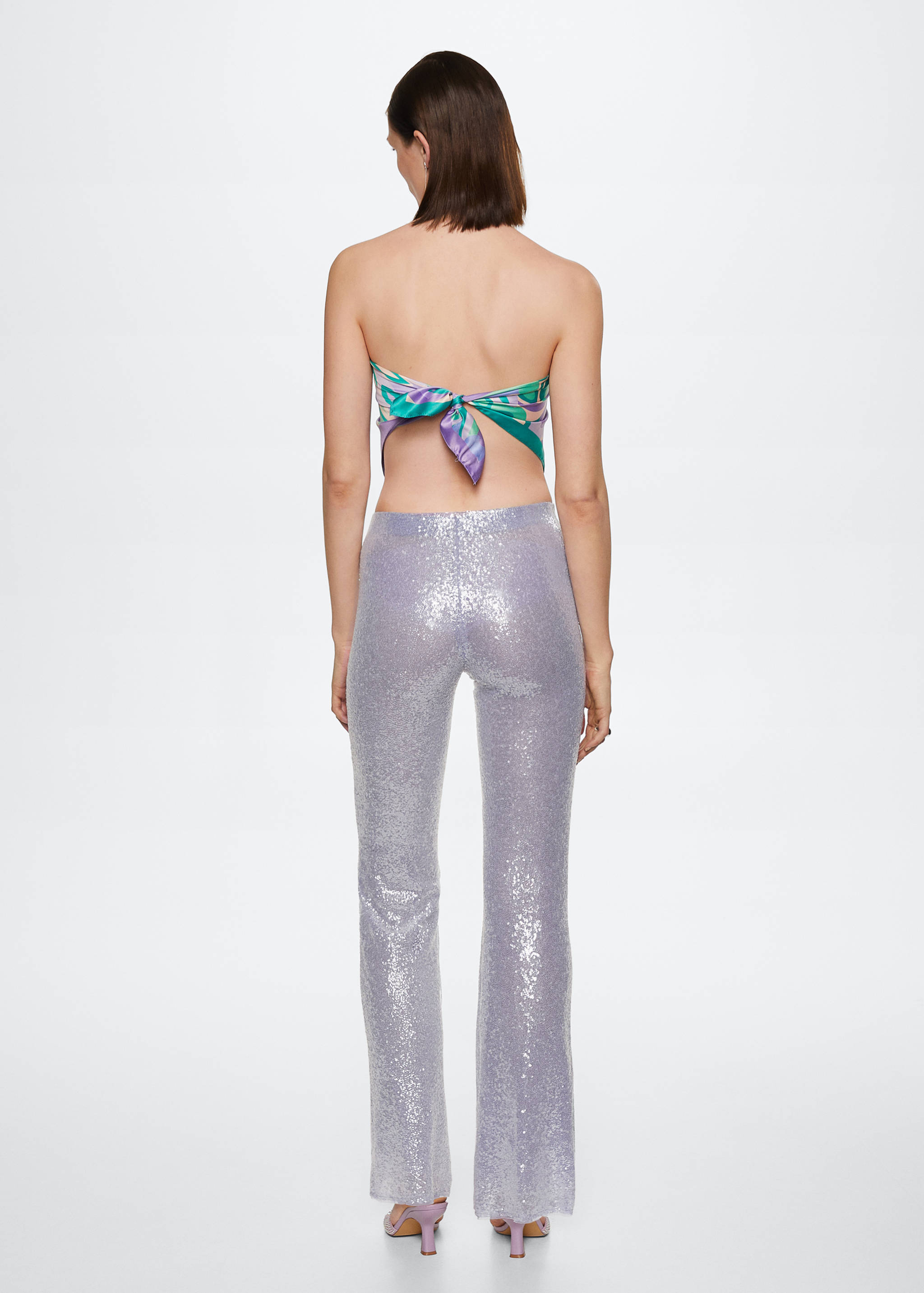 Pantaloni cu paiete - Spatele articolului