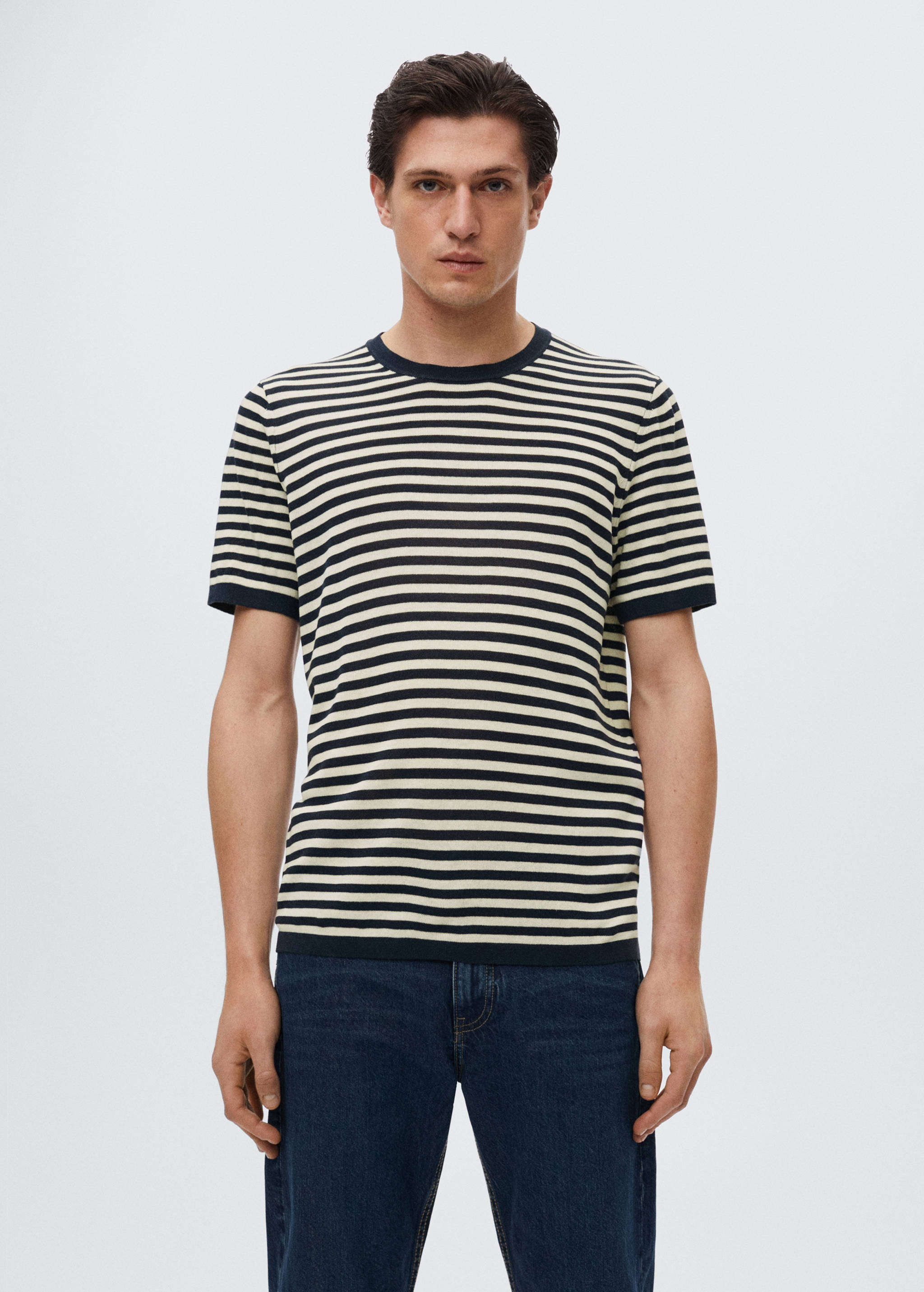 Gestreiftes Strick-T-Shirt aus Leinen - Mittlere Ansicht