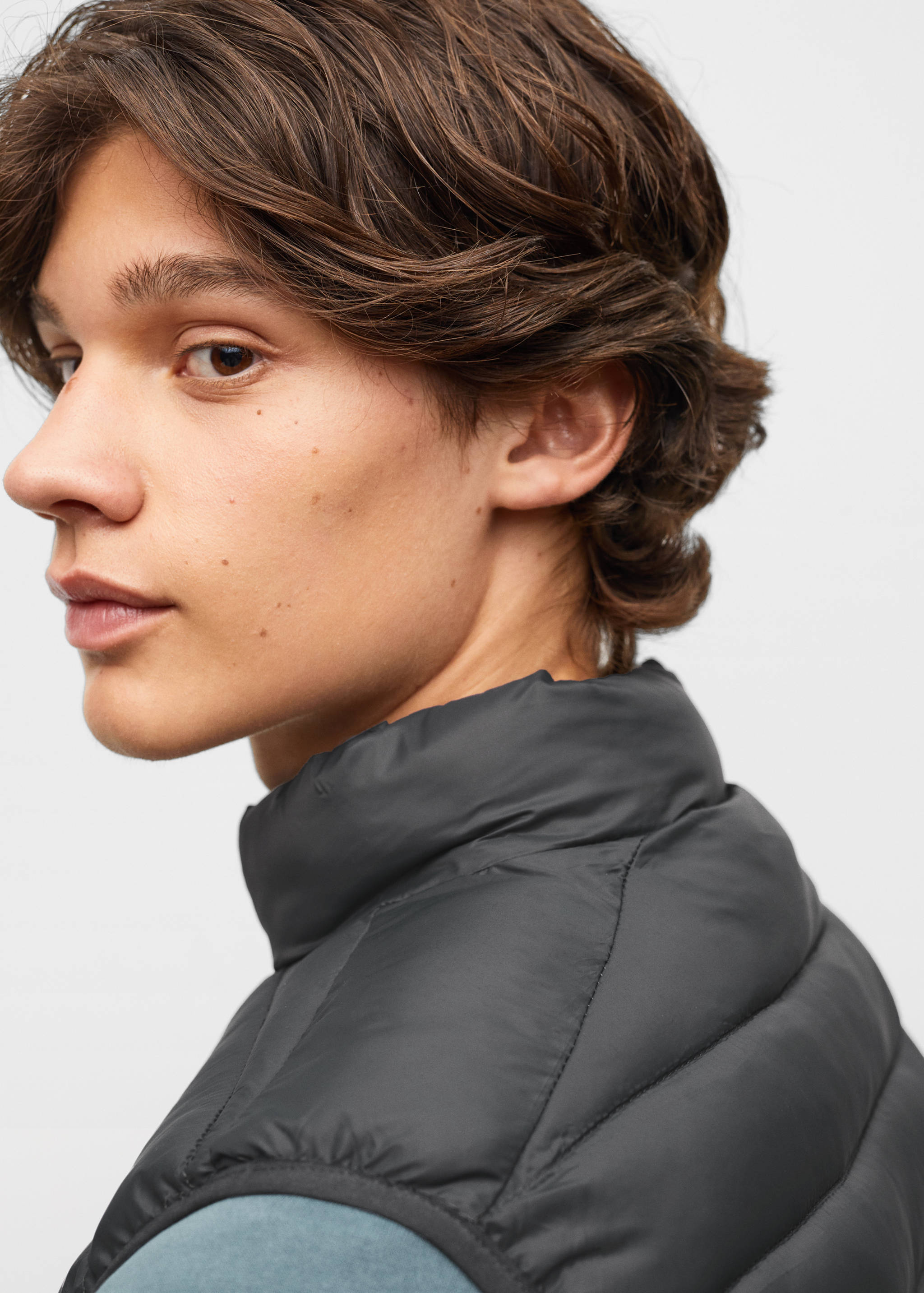 Armilla embuatada - Detall de l'article 1