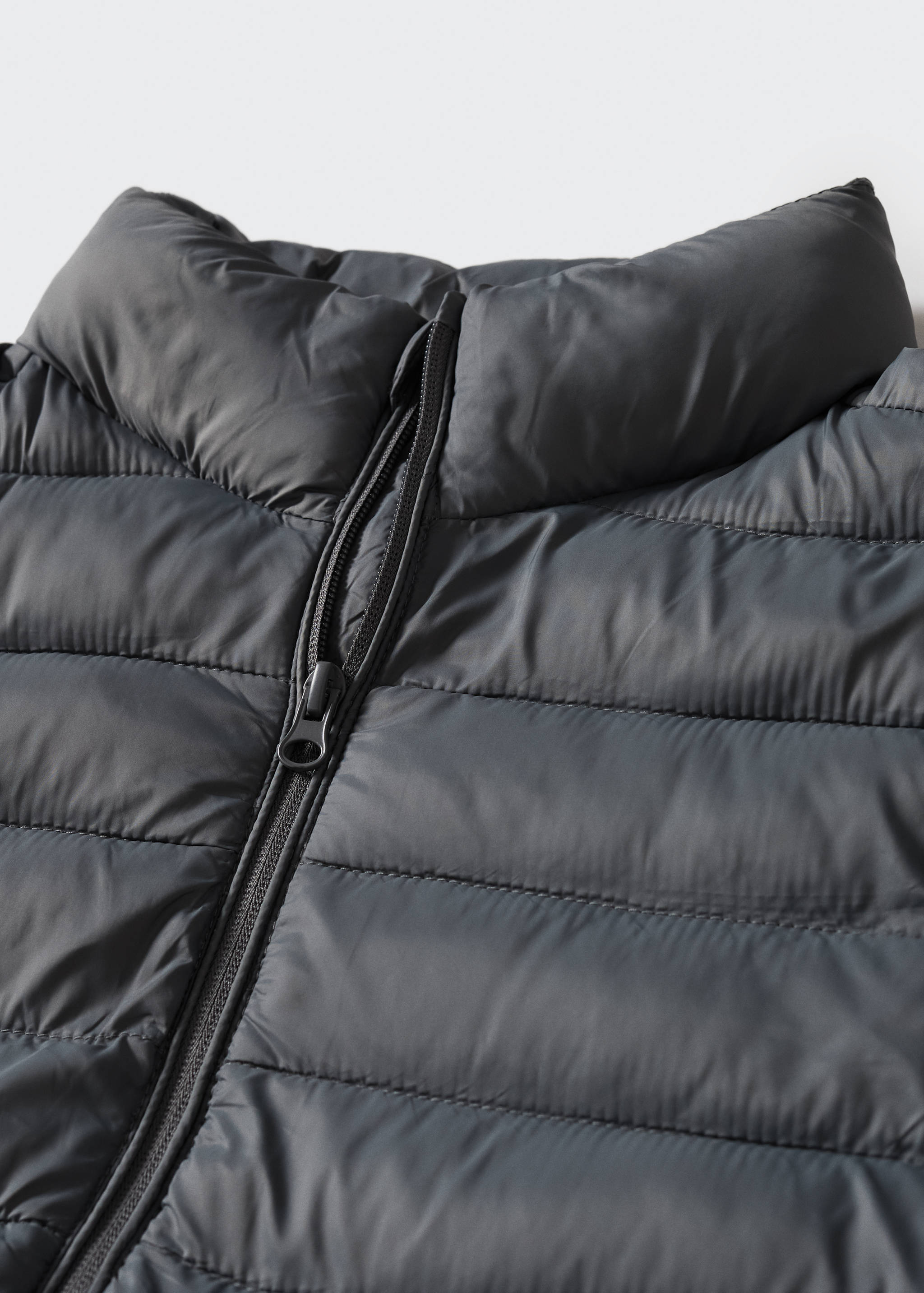 Armilla embuatada - Detall de l'article 8