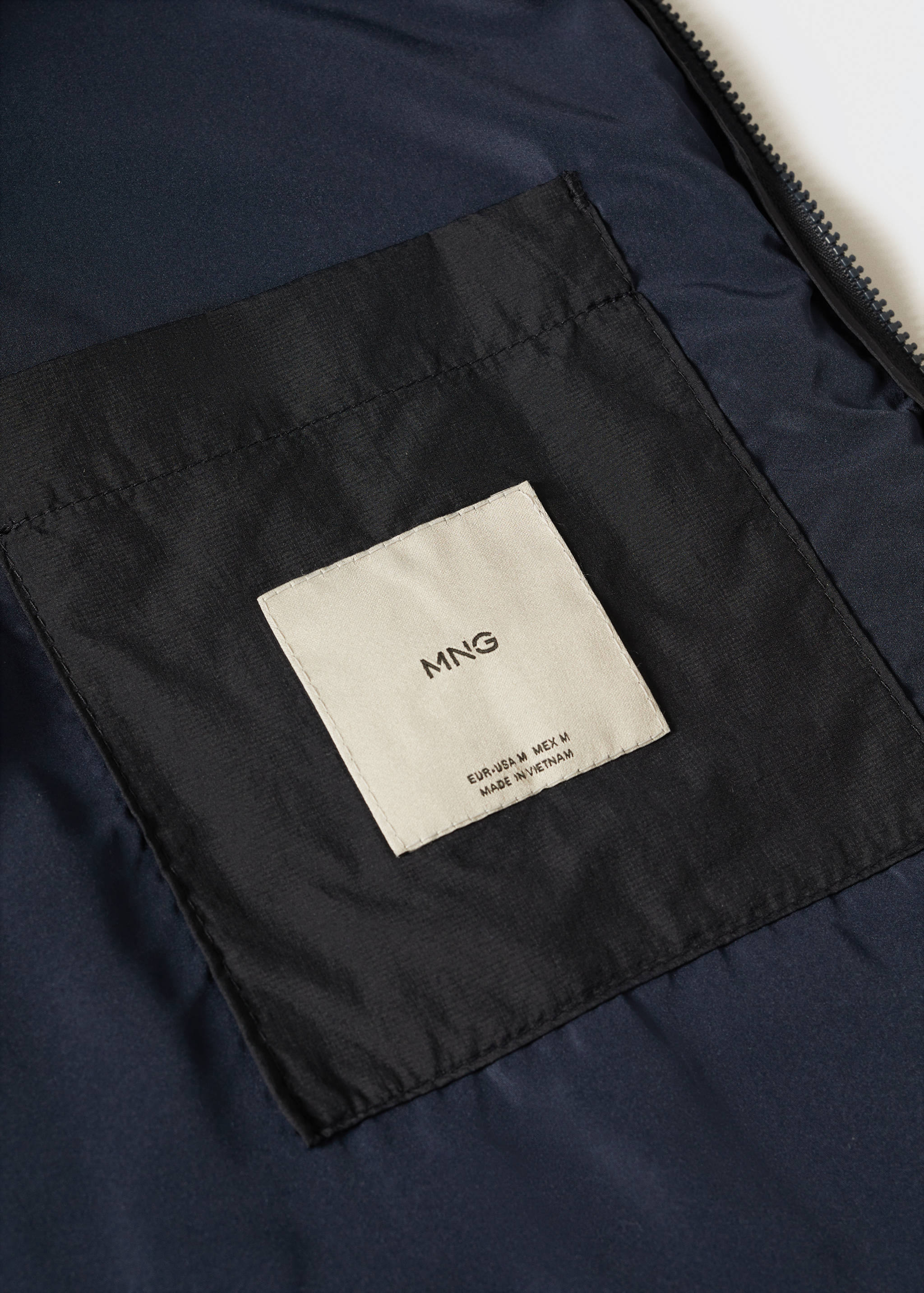 Thermoregulating waterproof gilet - Details of the article 8