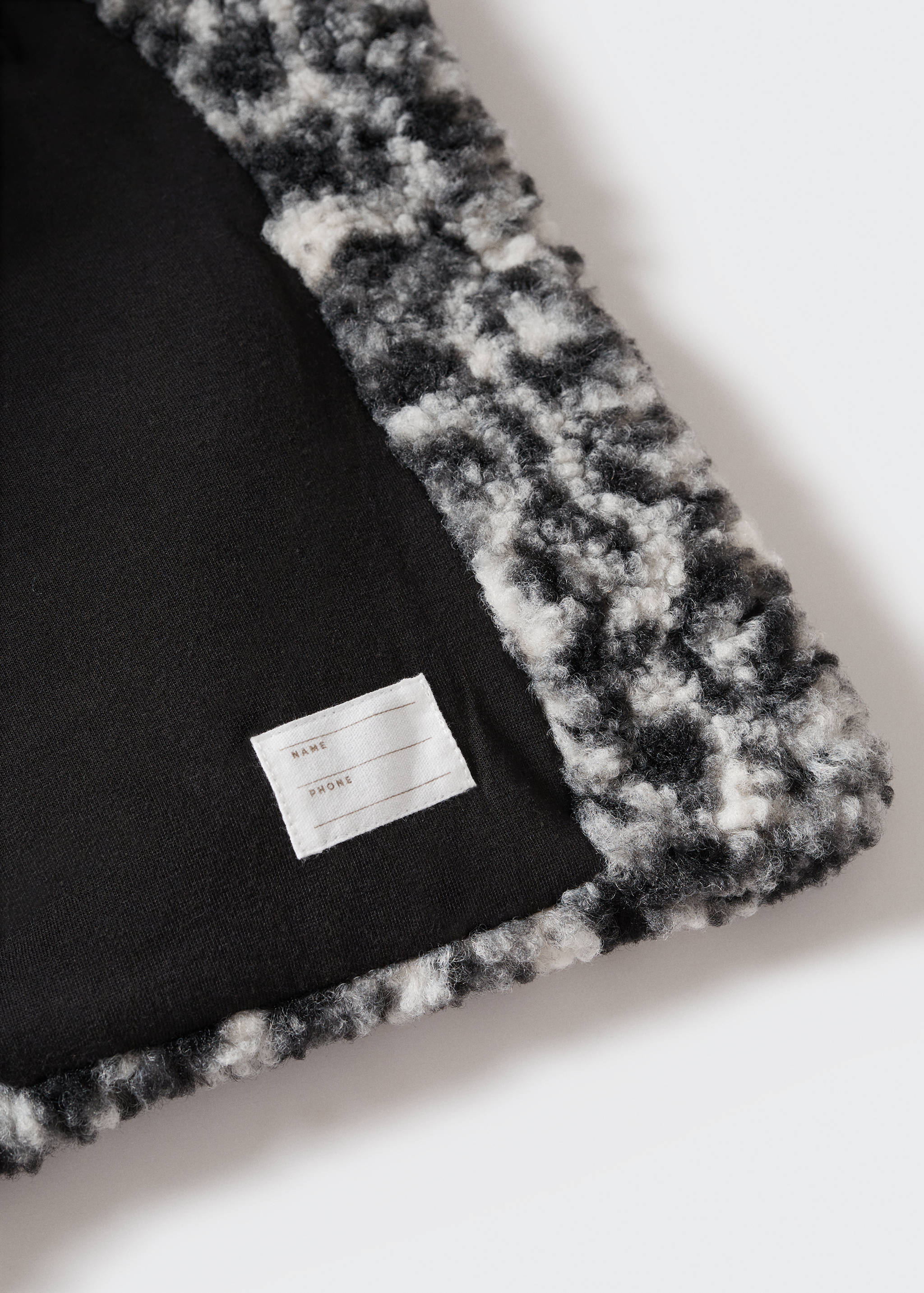 Manteau imprimé fausse fourrure frisée - Détail de l'article 8