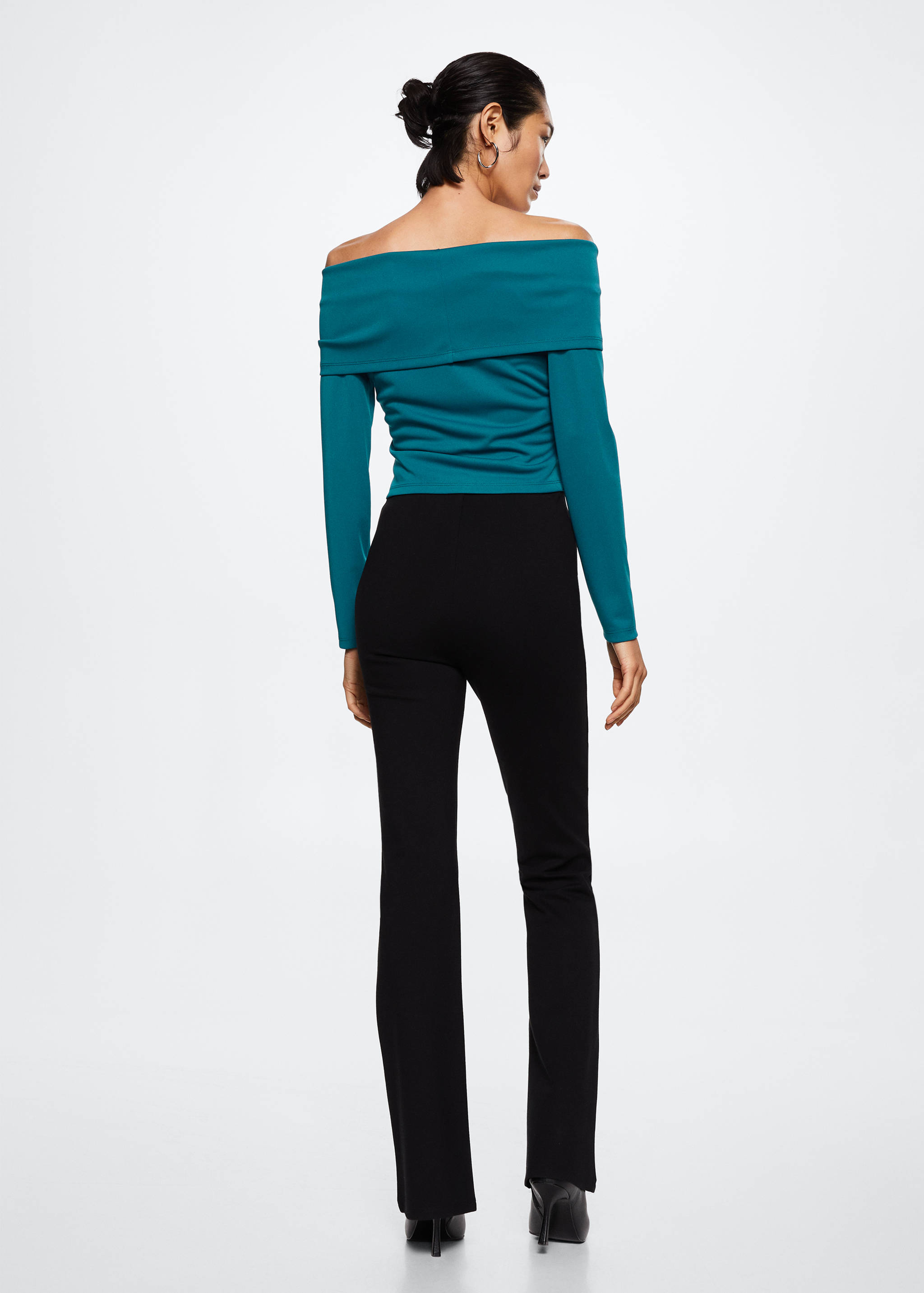 Knot detail T-shirt - Reverse of the article