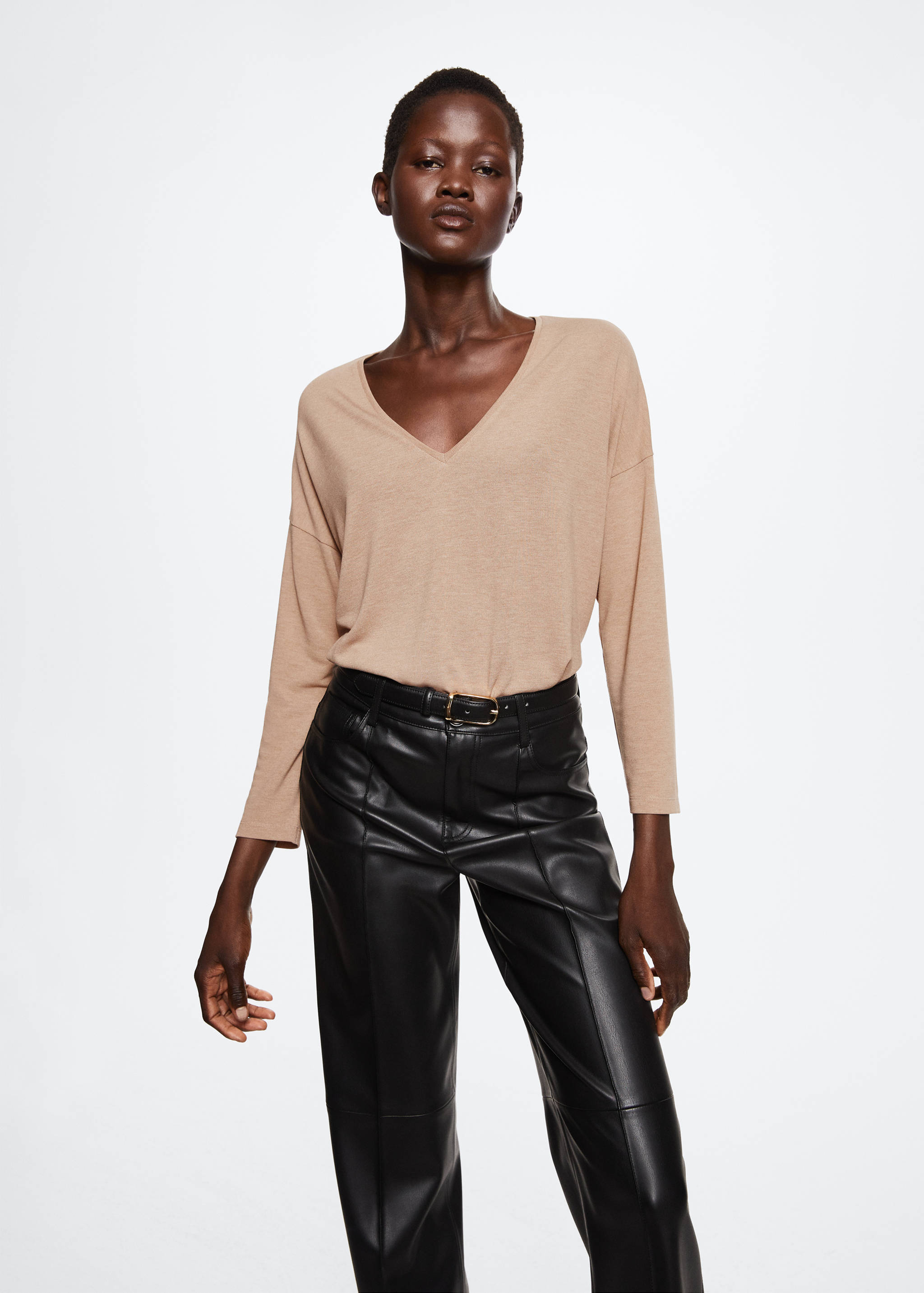 V-neck T-shirt - Medium plane