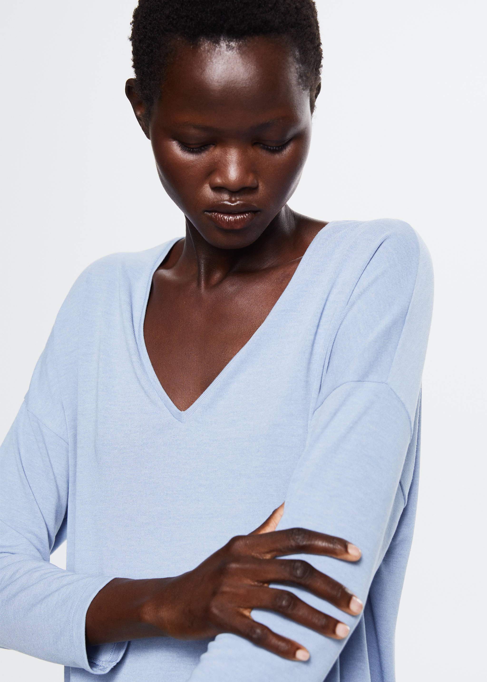 V-neck T-shirt - Details of the article 1