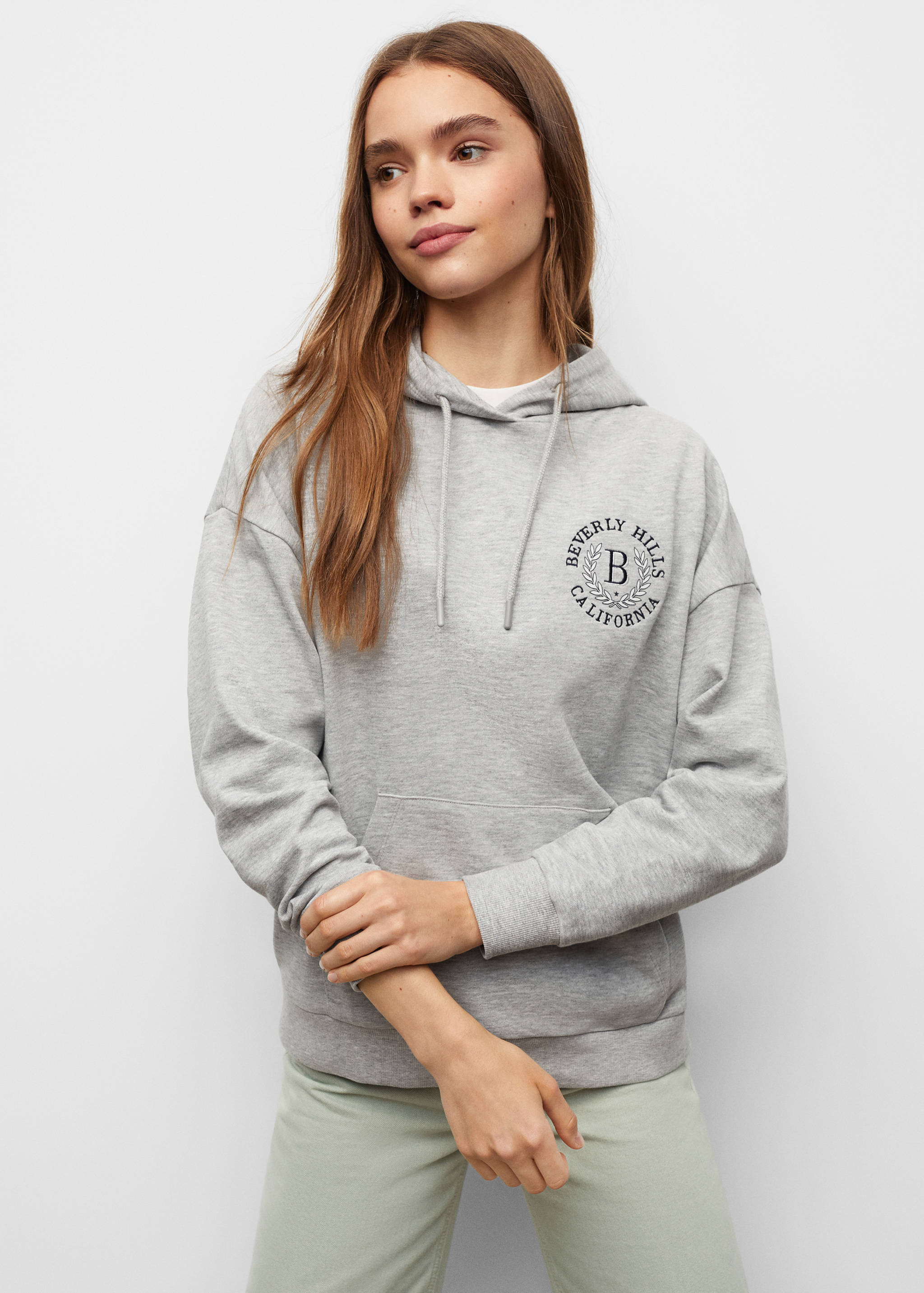 Dessuadora cotó caputxa - Pla mig