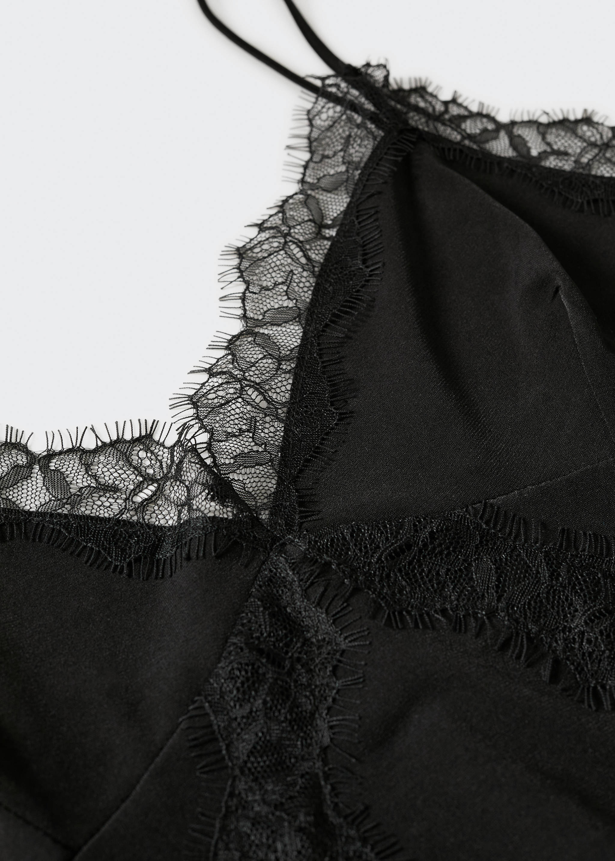 Kanten lingeriejurk - Detail van het artikel 8