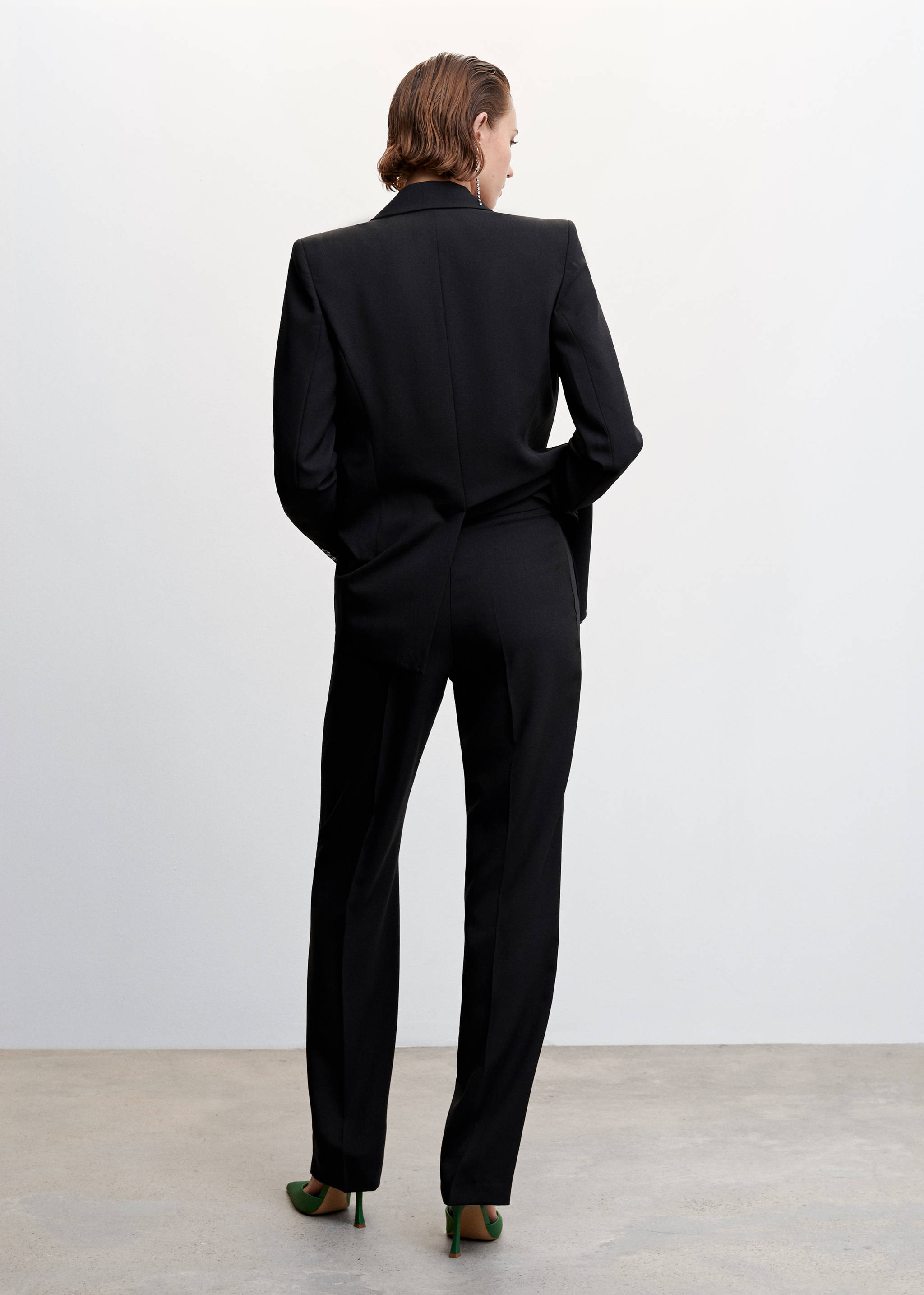 Straight suit trousers - Reverse of the article