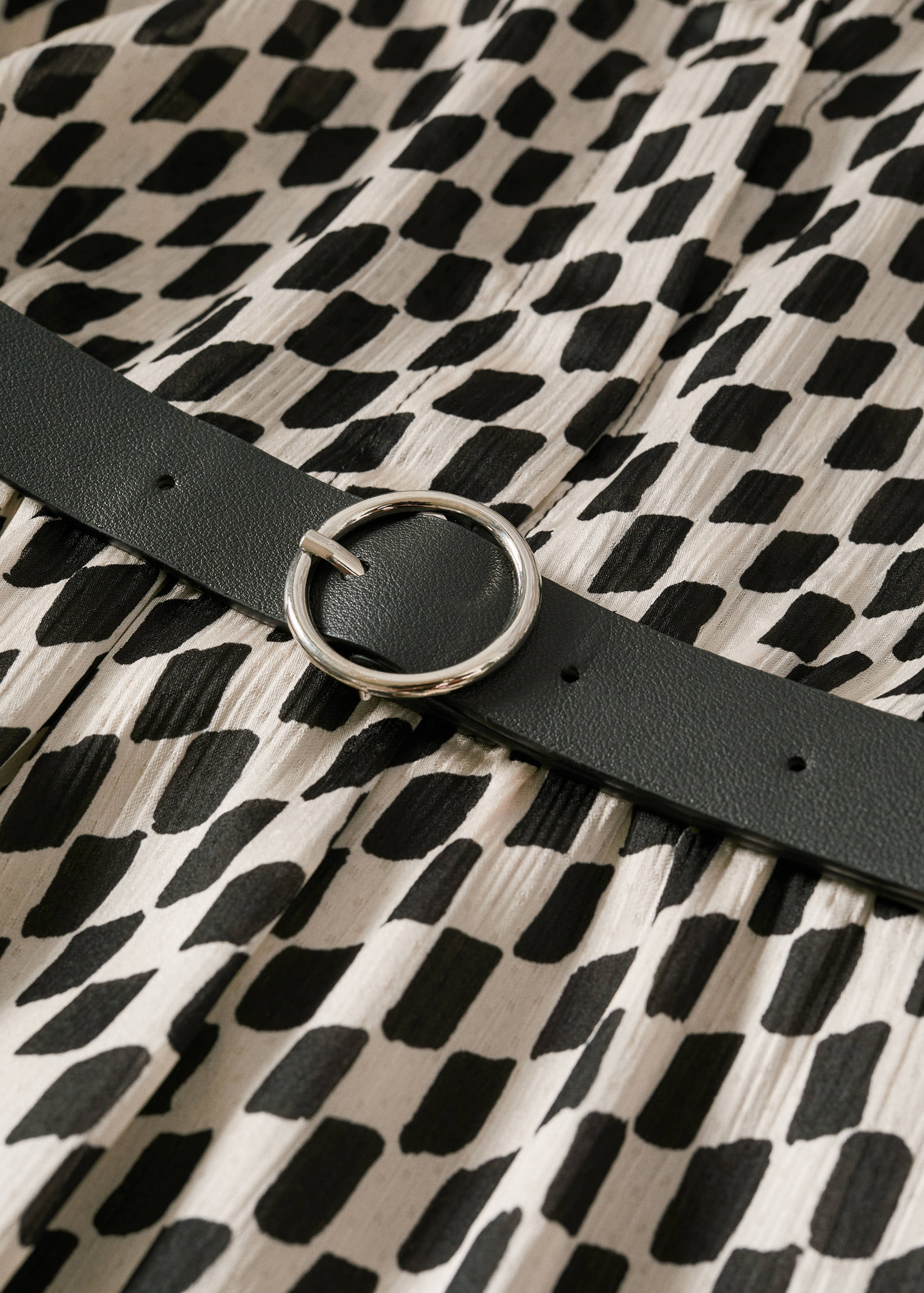 Rhombus pattern dress - Details of the article 8