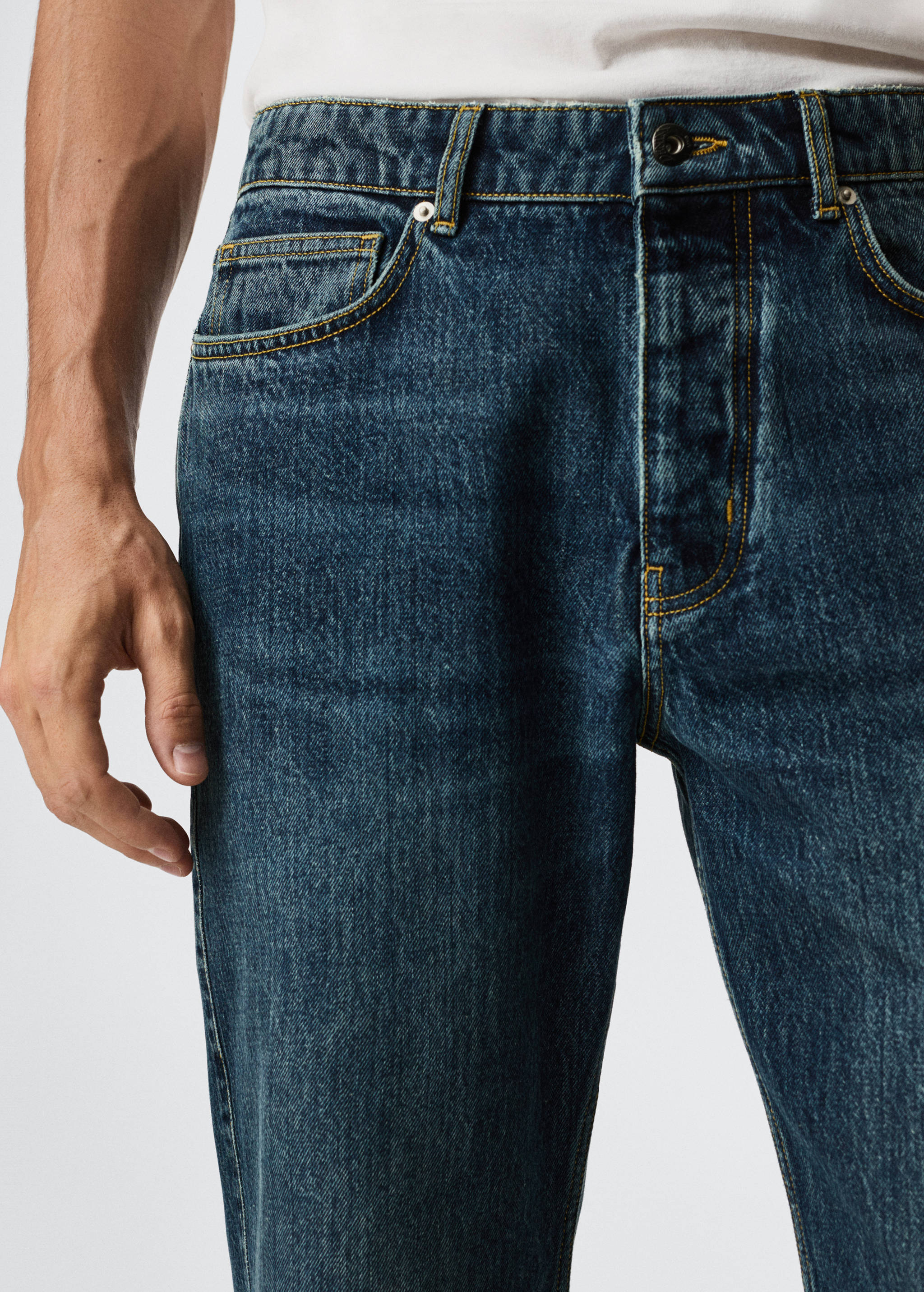 Vintage straight-fit jeans - Details of the article 1