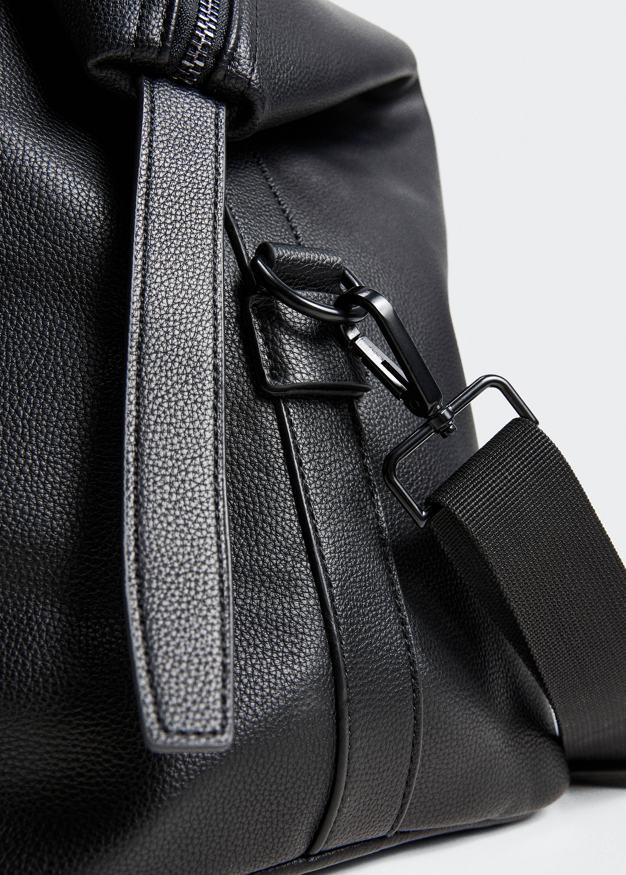 Leather-effect bag - Details of the article 1