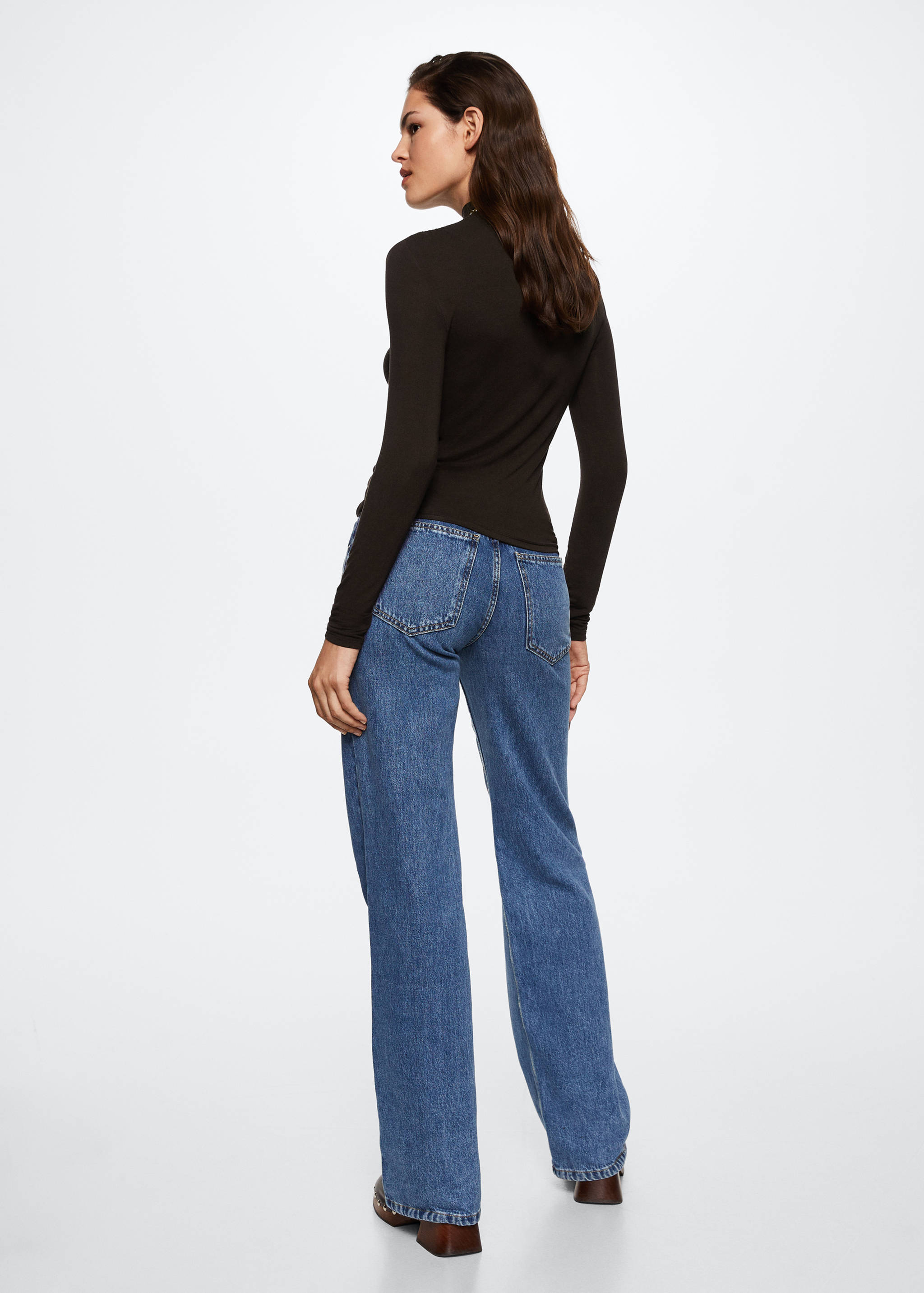 Turtleneck long-sleeved t-shirt - Reverse of the article