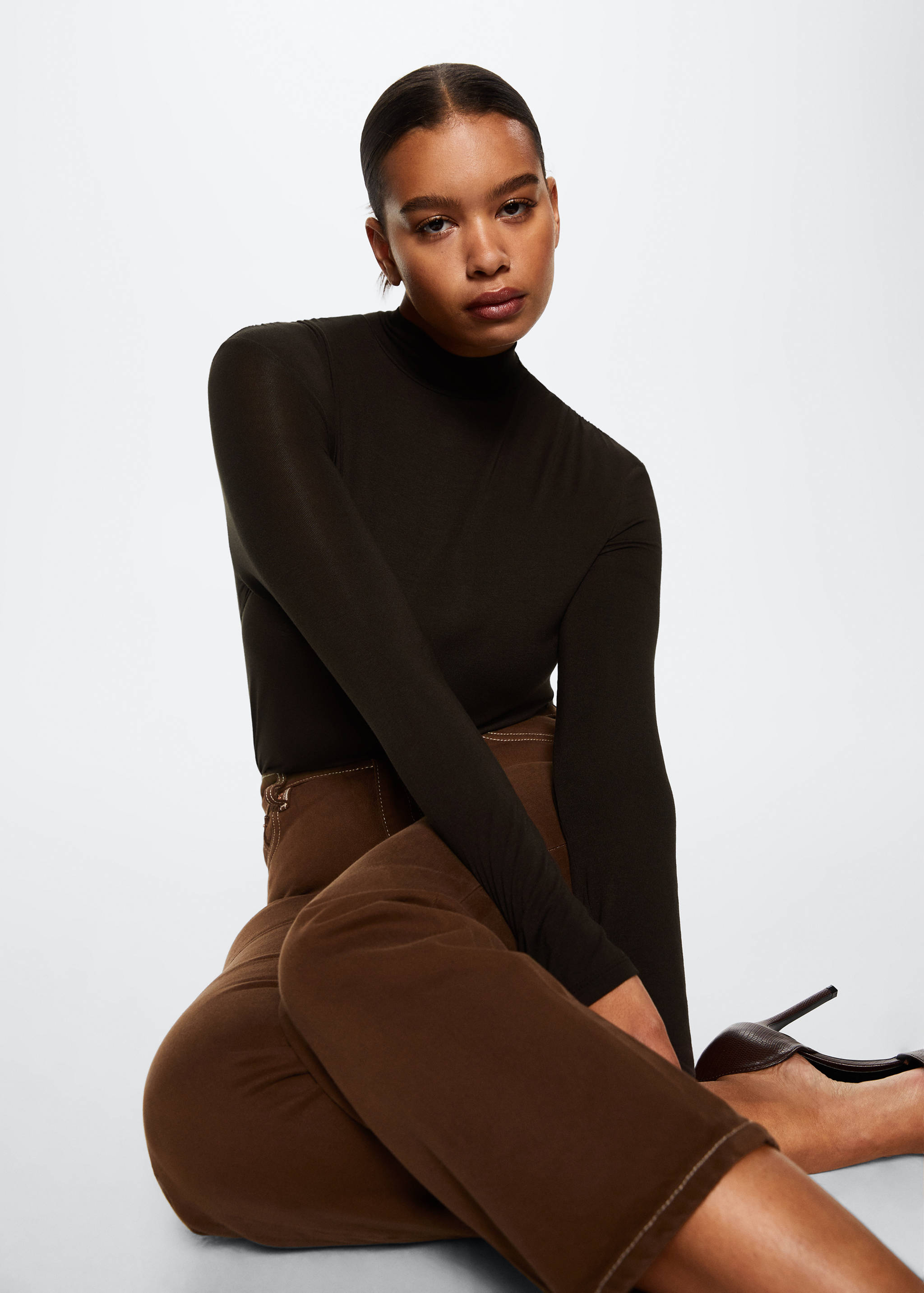 Turtleneck long-sleeved t-shirt - Details of the article 5