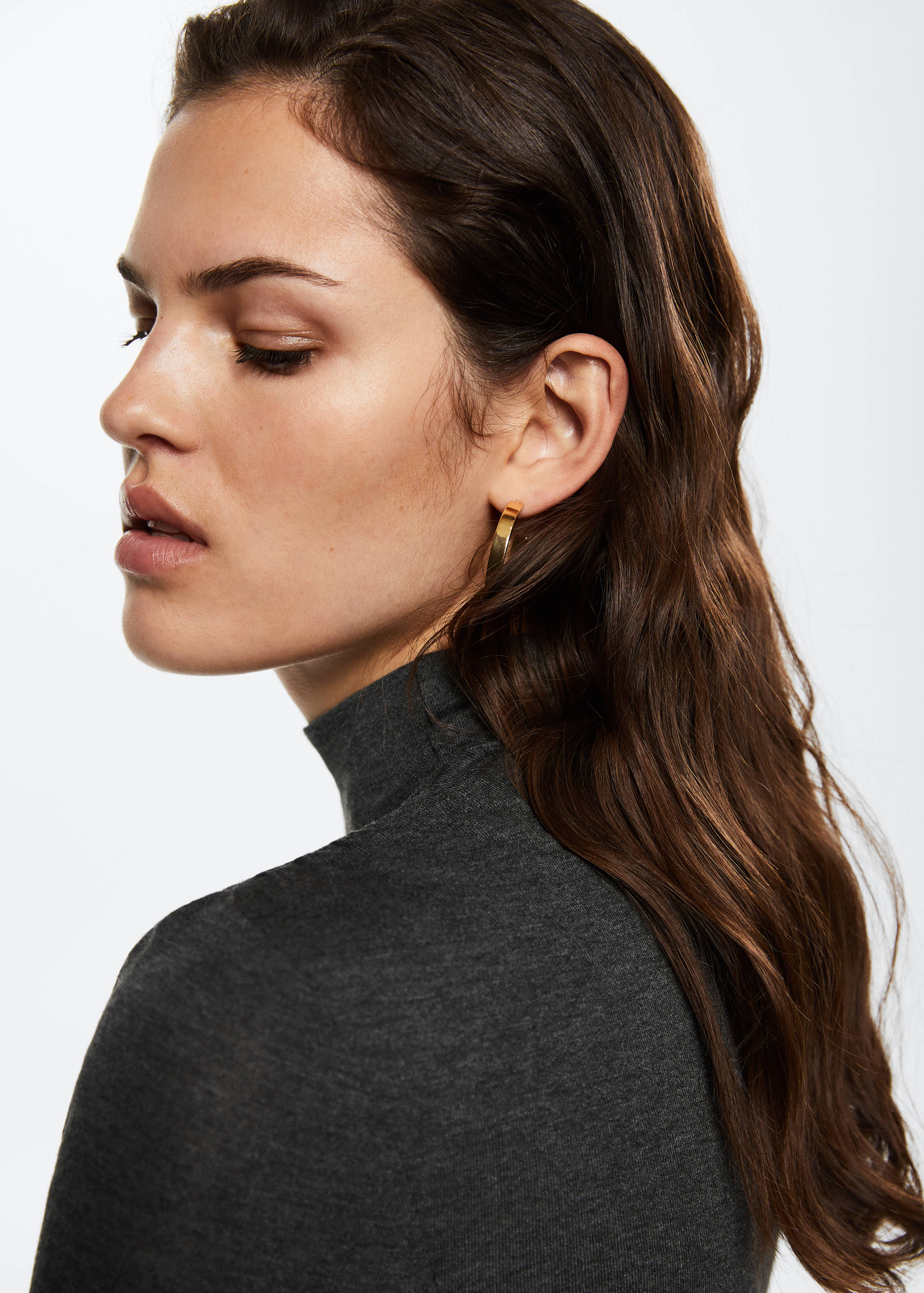 Turtleneck long-sleeved t-shirt - Details of the article 2