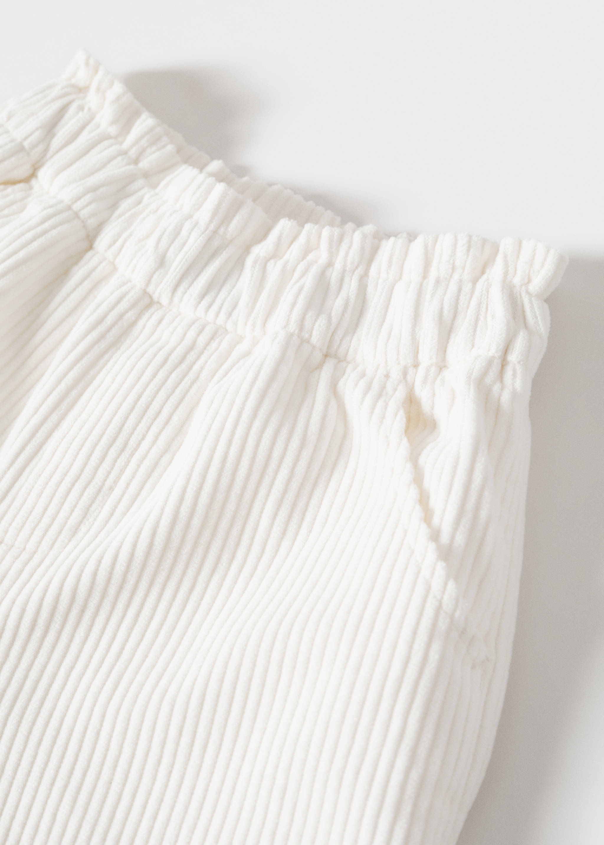 Corduroy culotte trousers - Details of the article 8