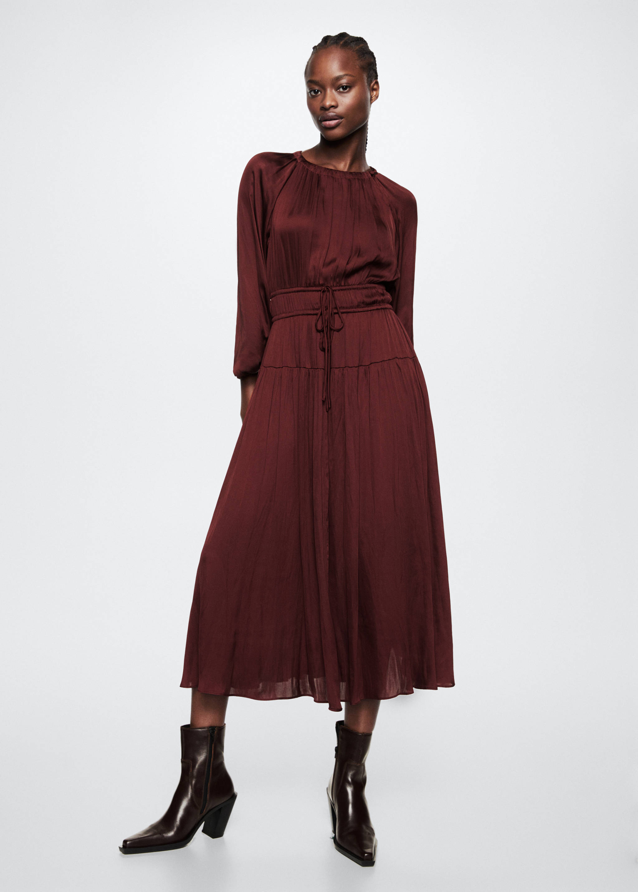 Vestit prisat setinat - Pla general